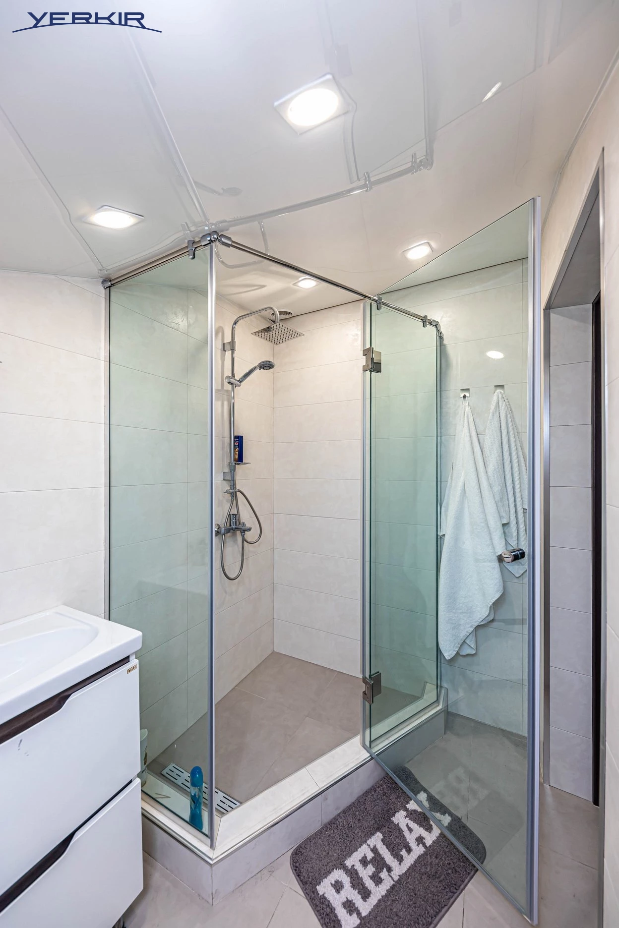 Apartments Code: 9+314918