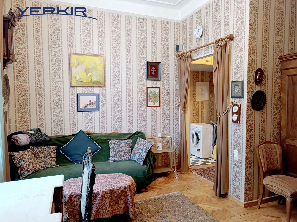 Բնակարաններ Կոդ` 9+110180