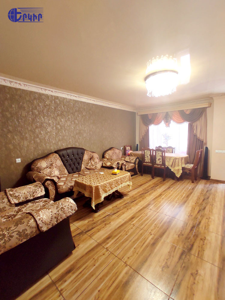 Առանձնատներ Կոդ` 8+503894