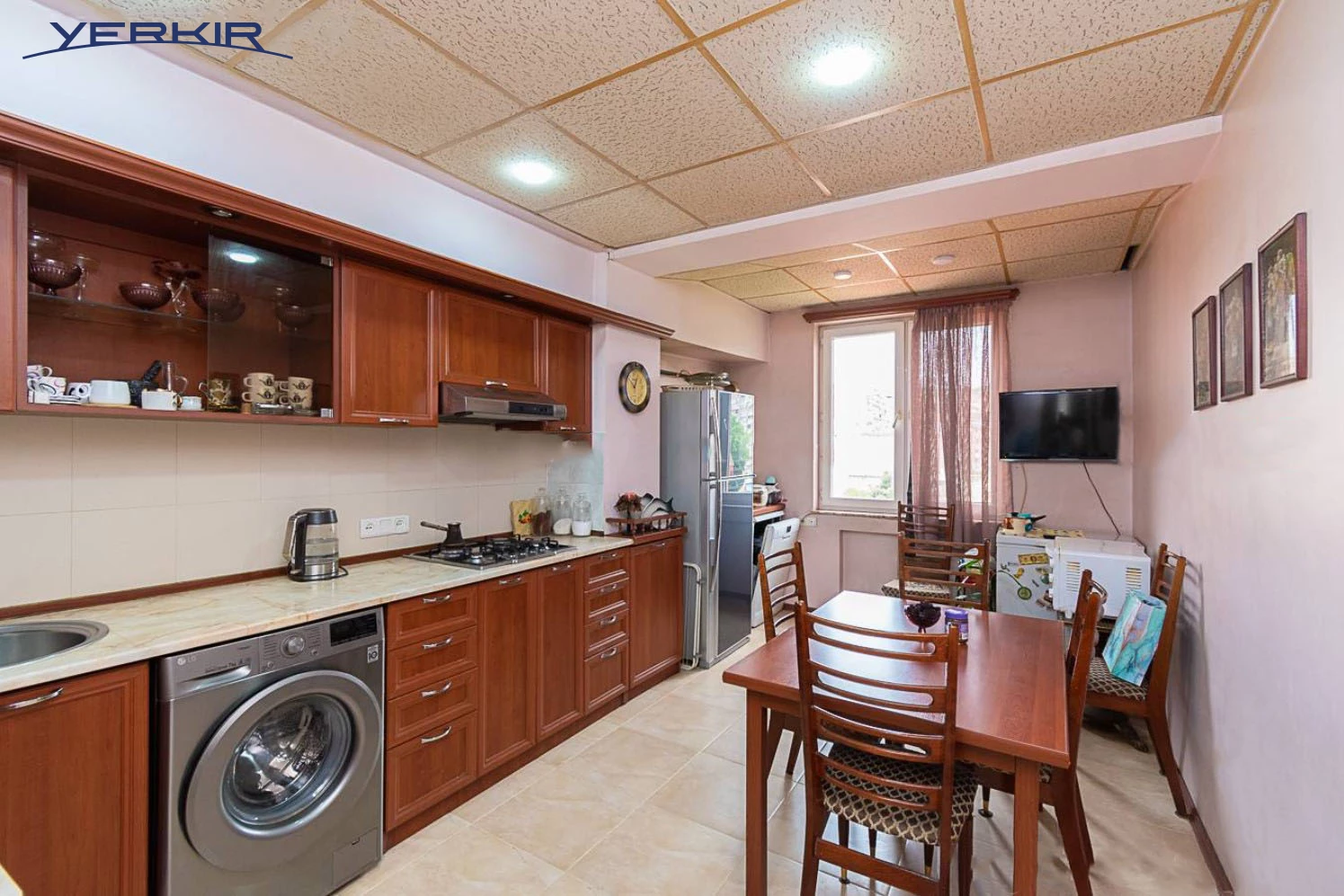 Apartments Code: 5+313766