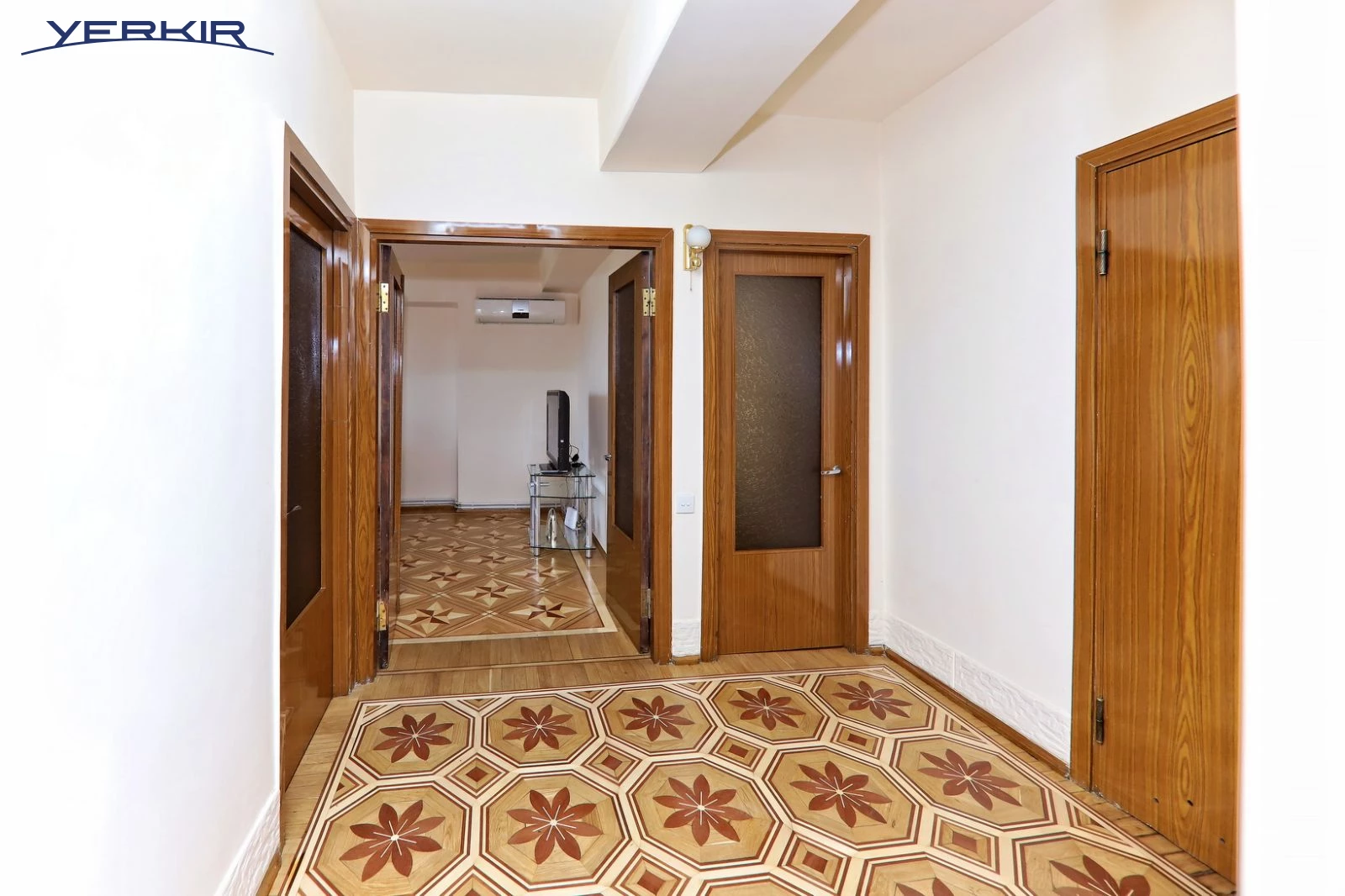 Բնակարաններ Կոդ` 10+311693
