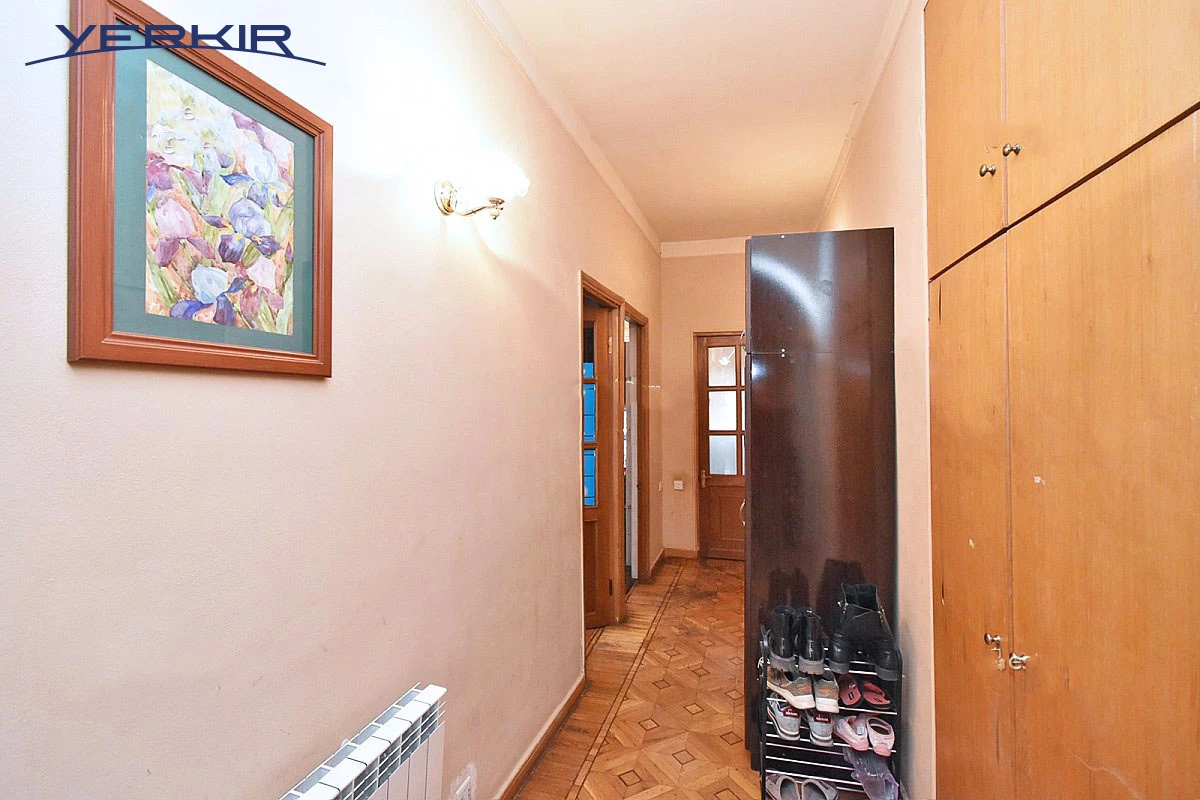 Apartments Code: 10+308330