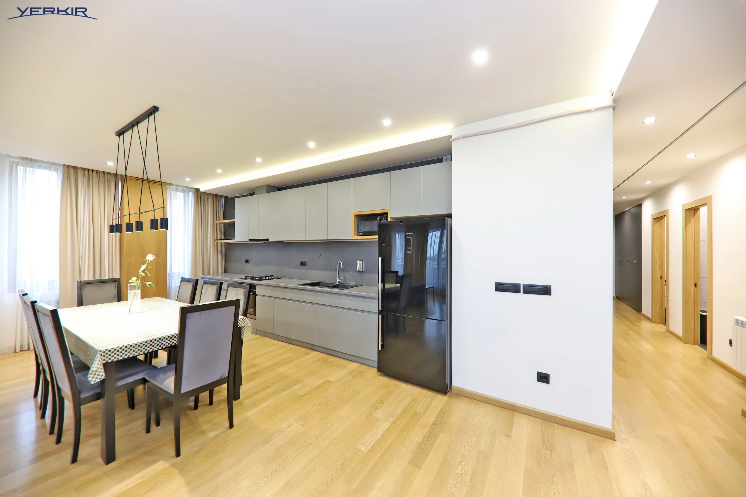 Apartments Code: 5+312443