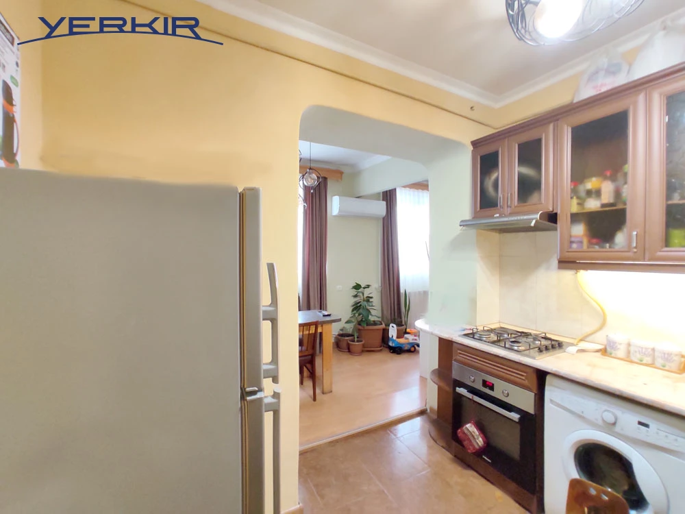 Apartments Code: 10+207672