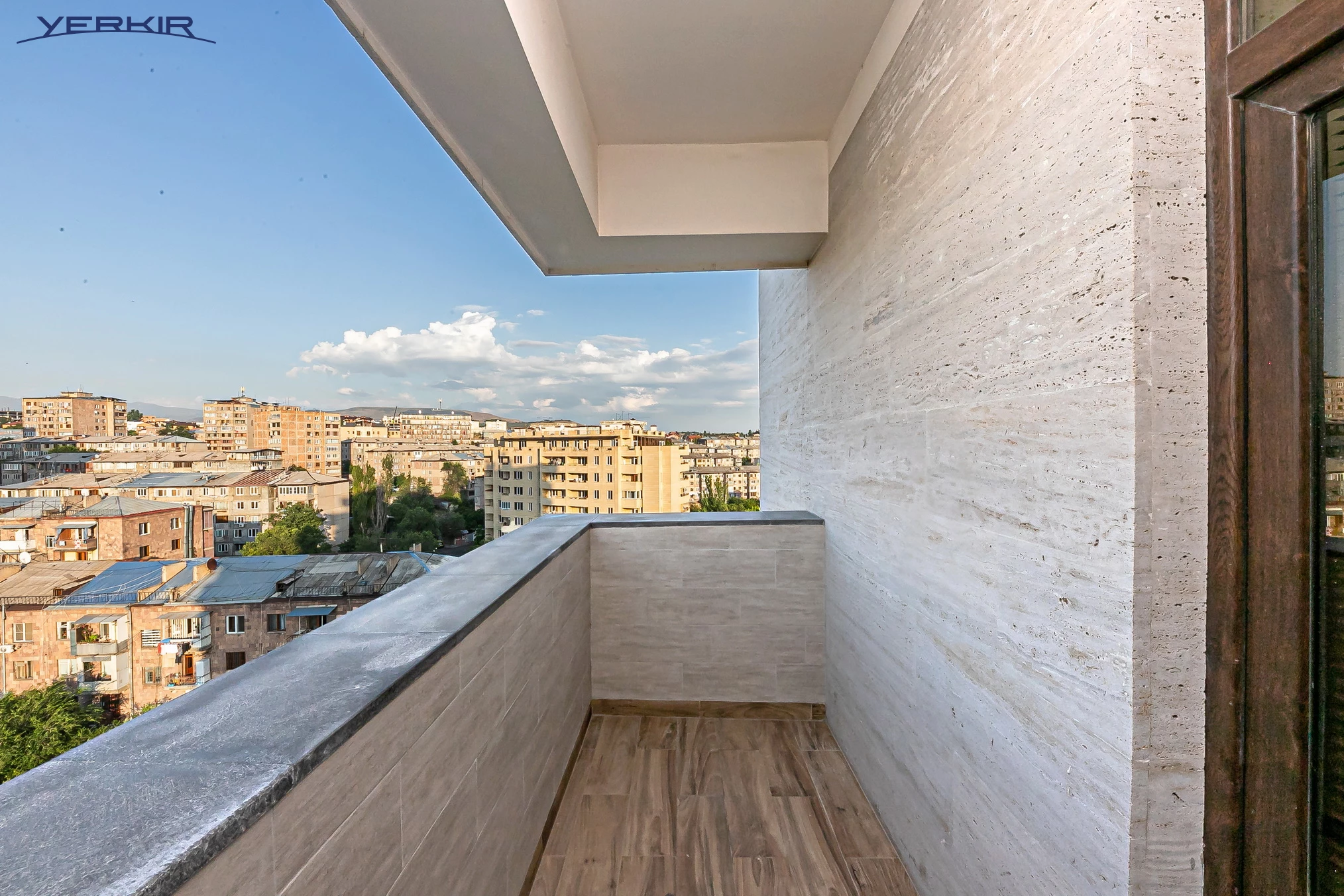 Apartments Code: 2+319106