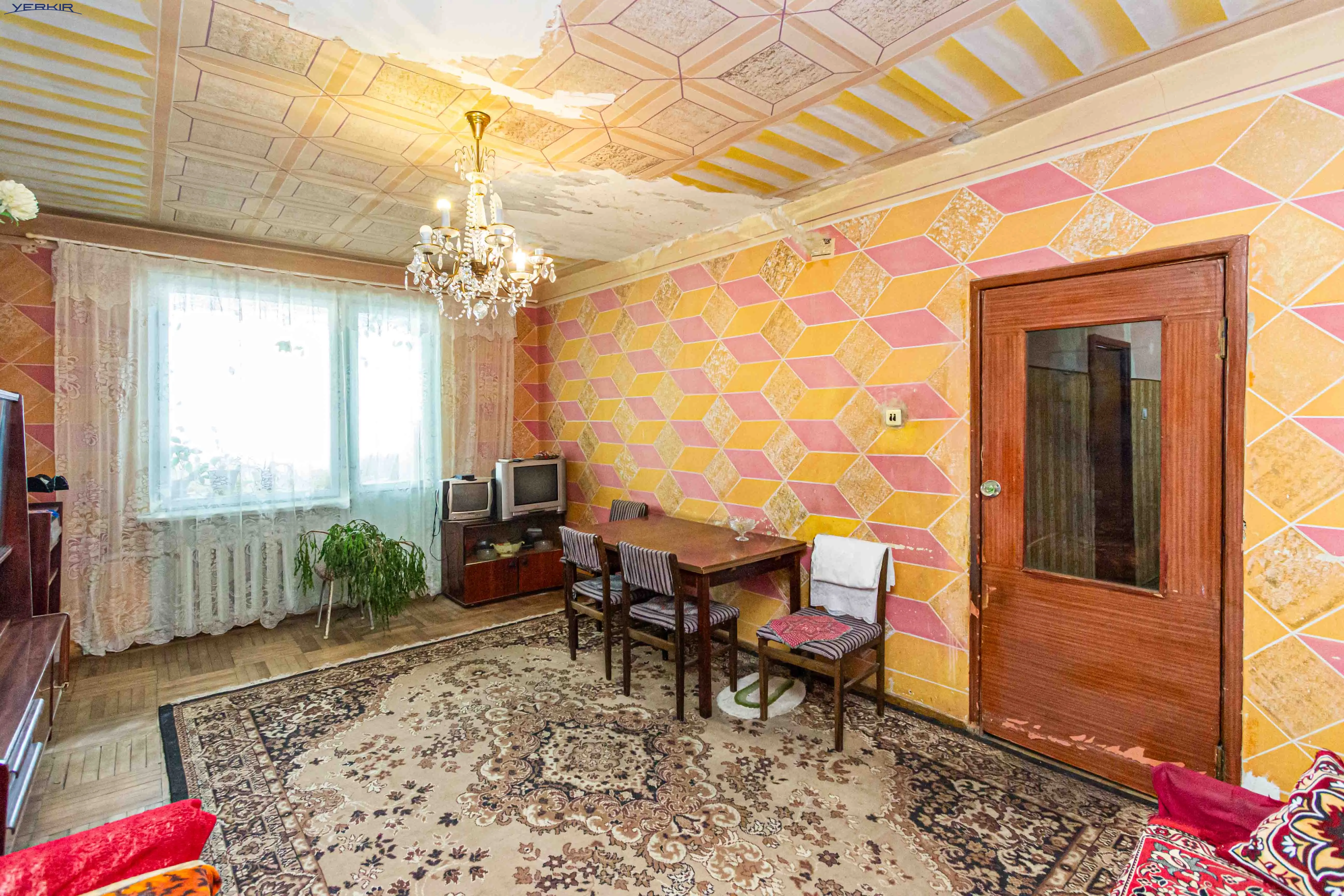 Apartments Code: 9+3346291