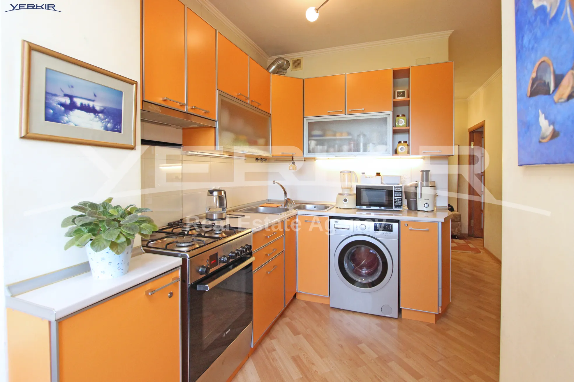 Apartments Code: 1+1842139