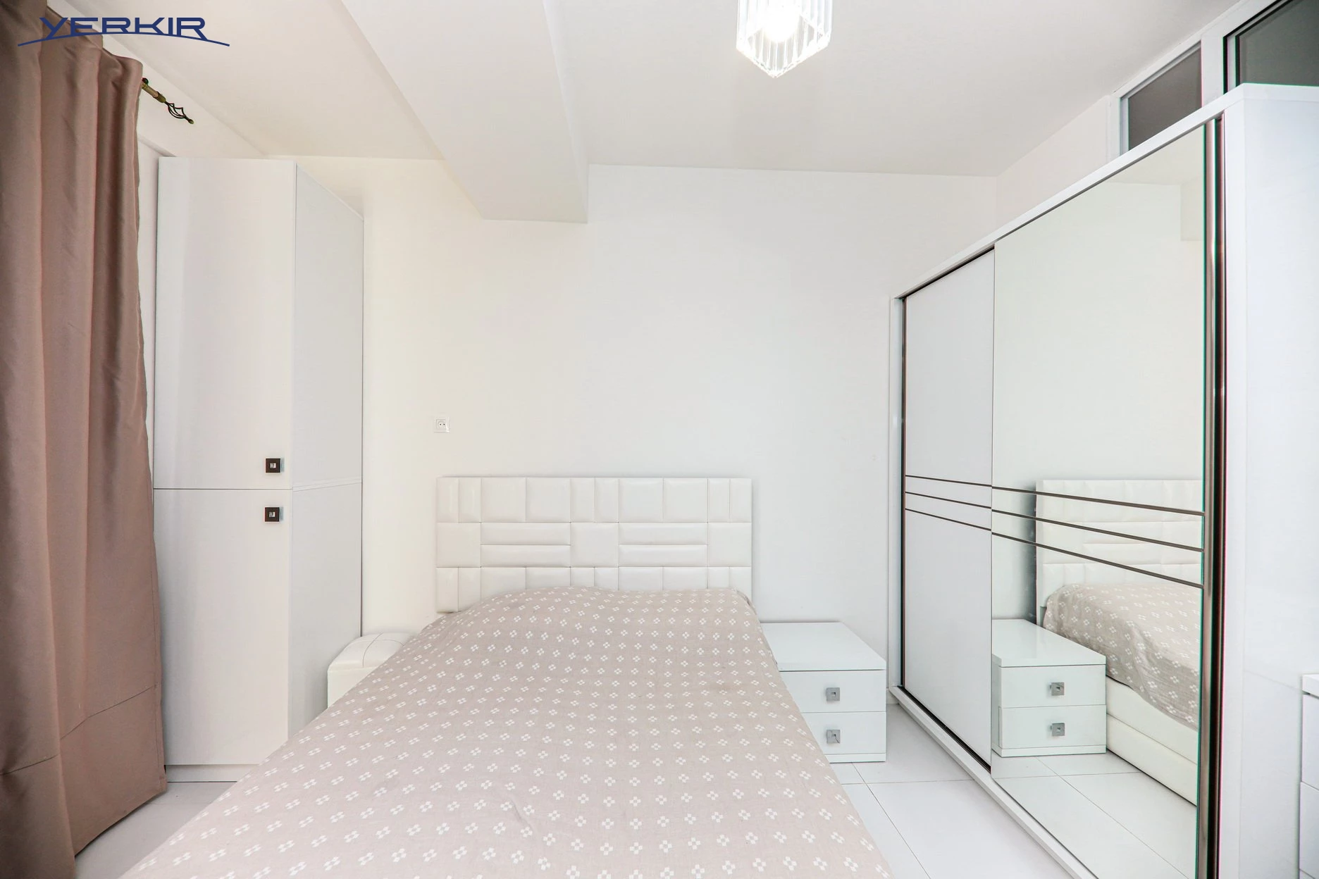 Apartments Code: 9+213054