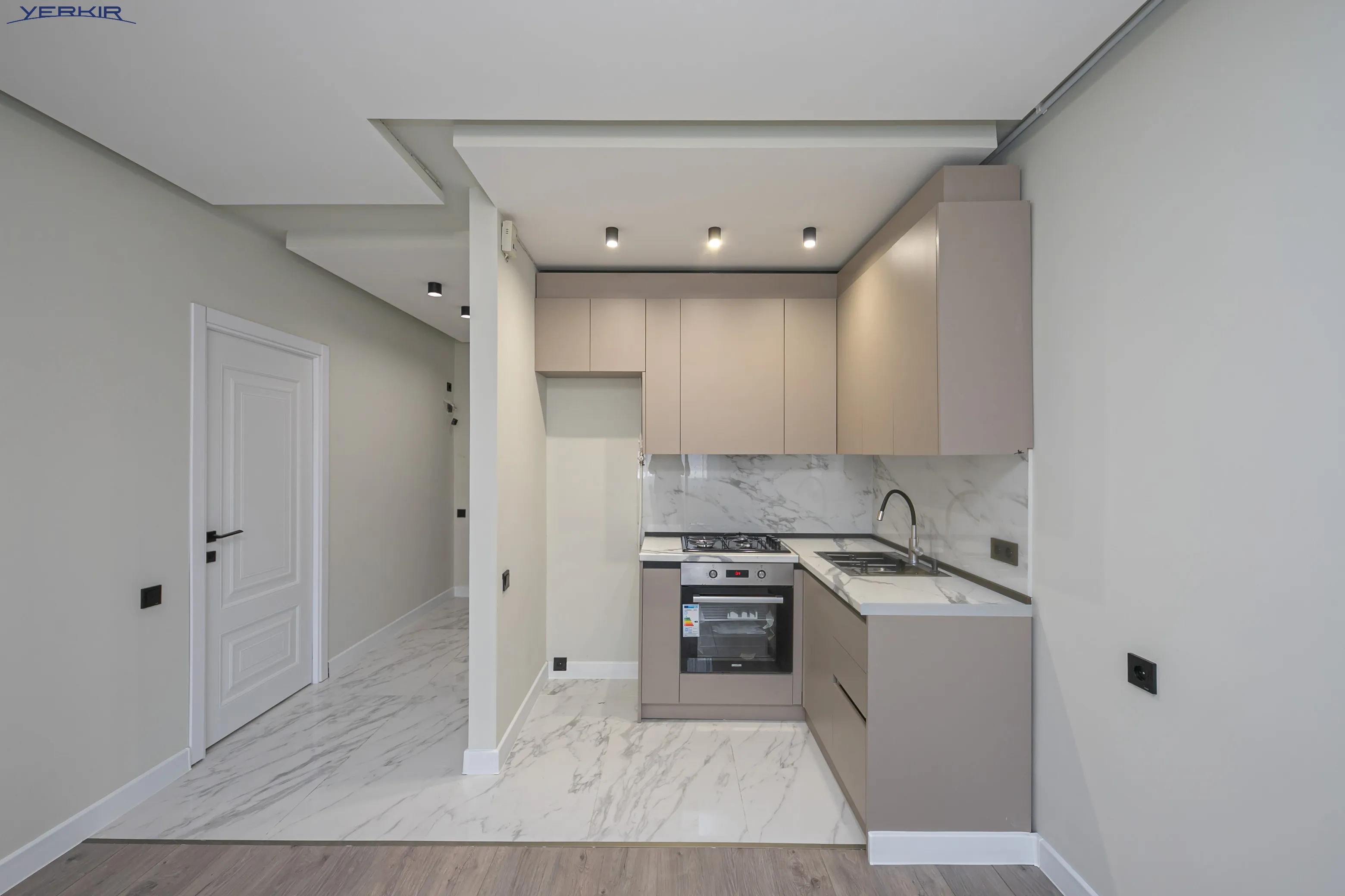 Բնակարաններ Կոդ` 5+1677608