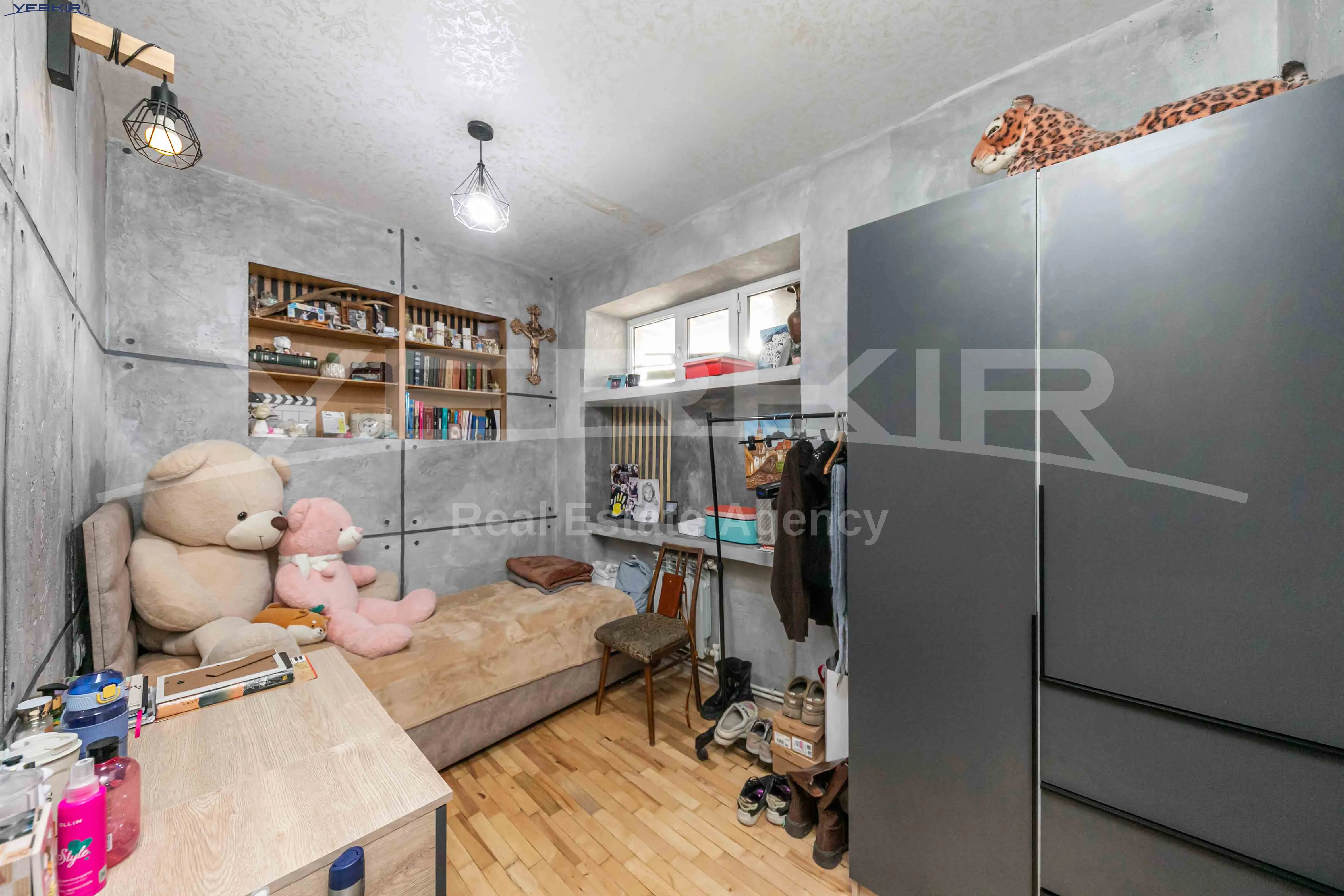 Apartments Code: 5+2270137