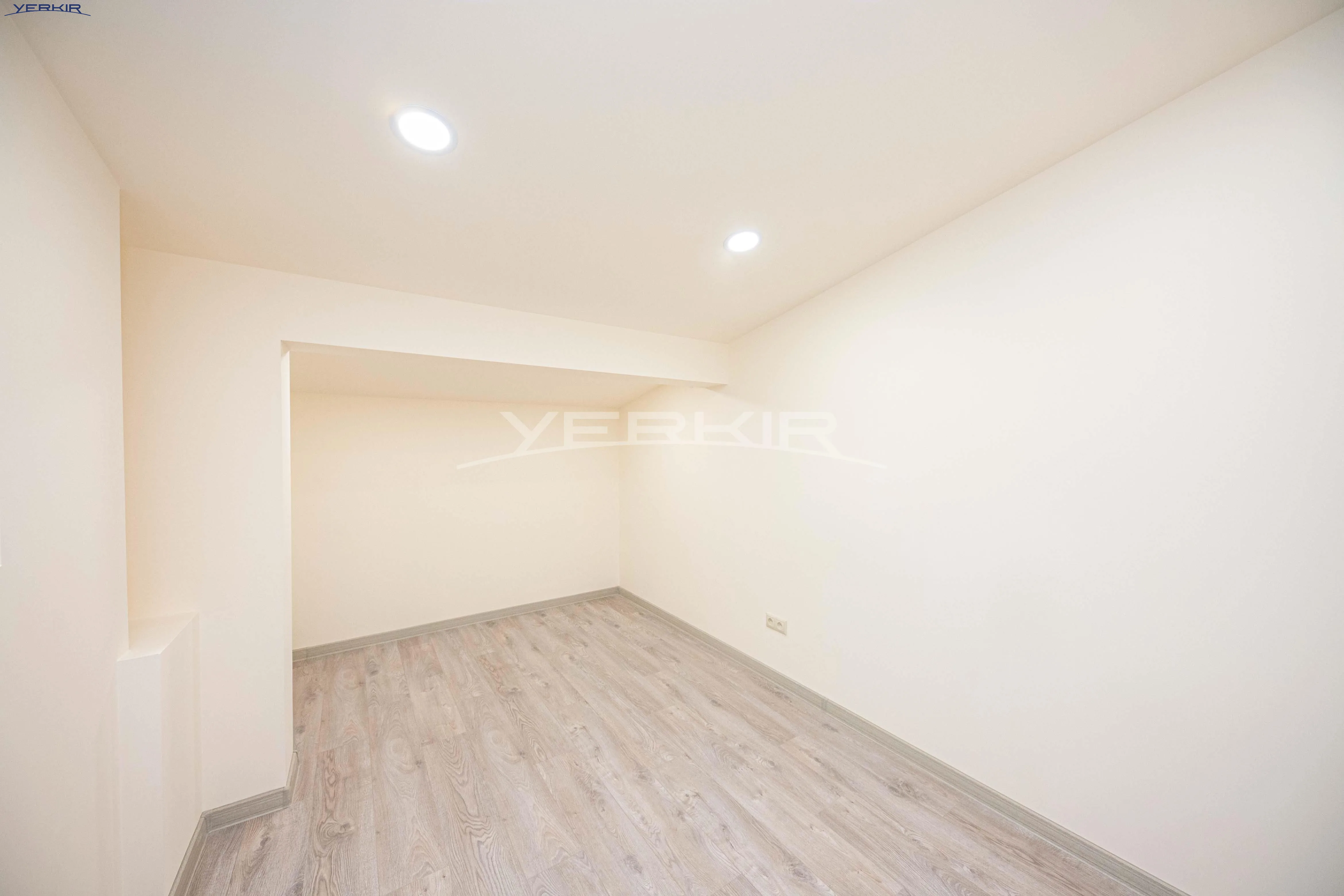 Apartments Code: 10+4978299