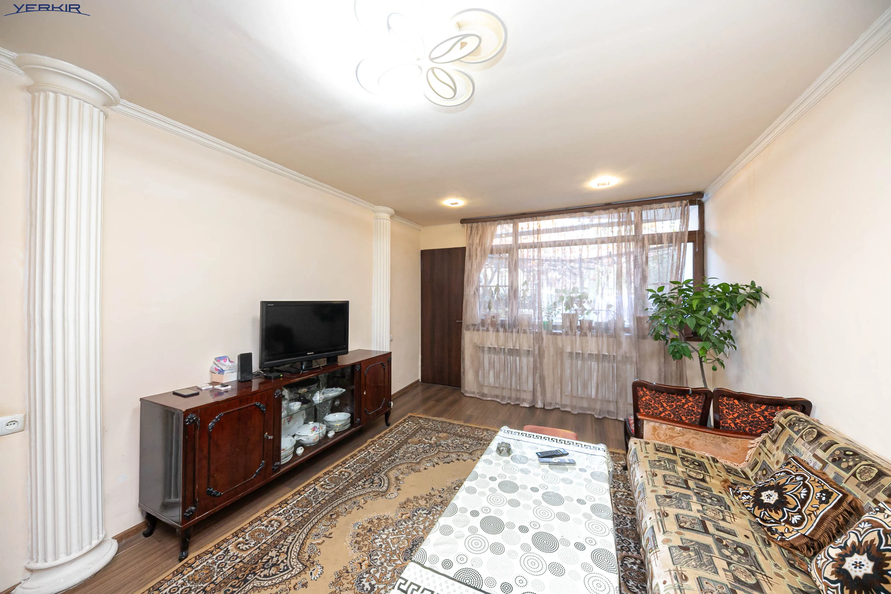 Apartments Code: 5+3480273