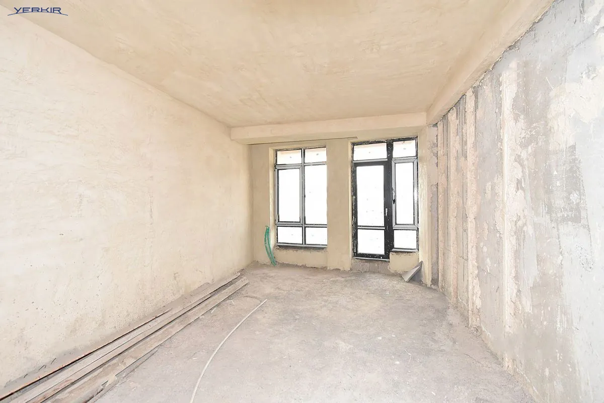 Apartments Code: 5+417878