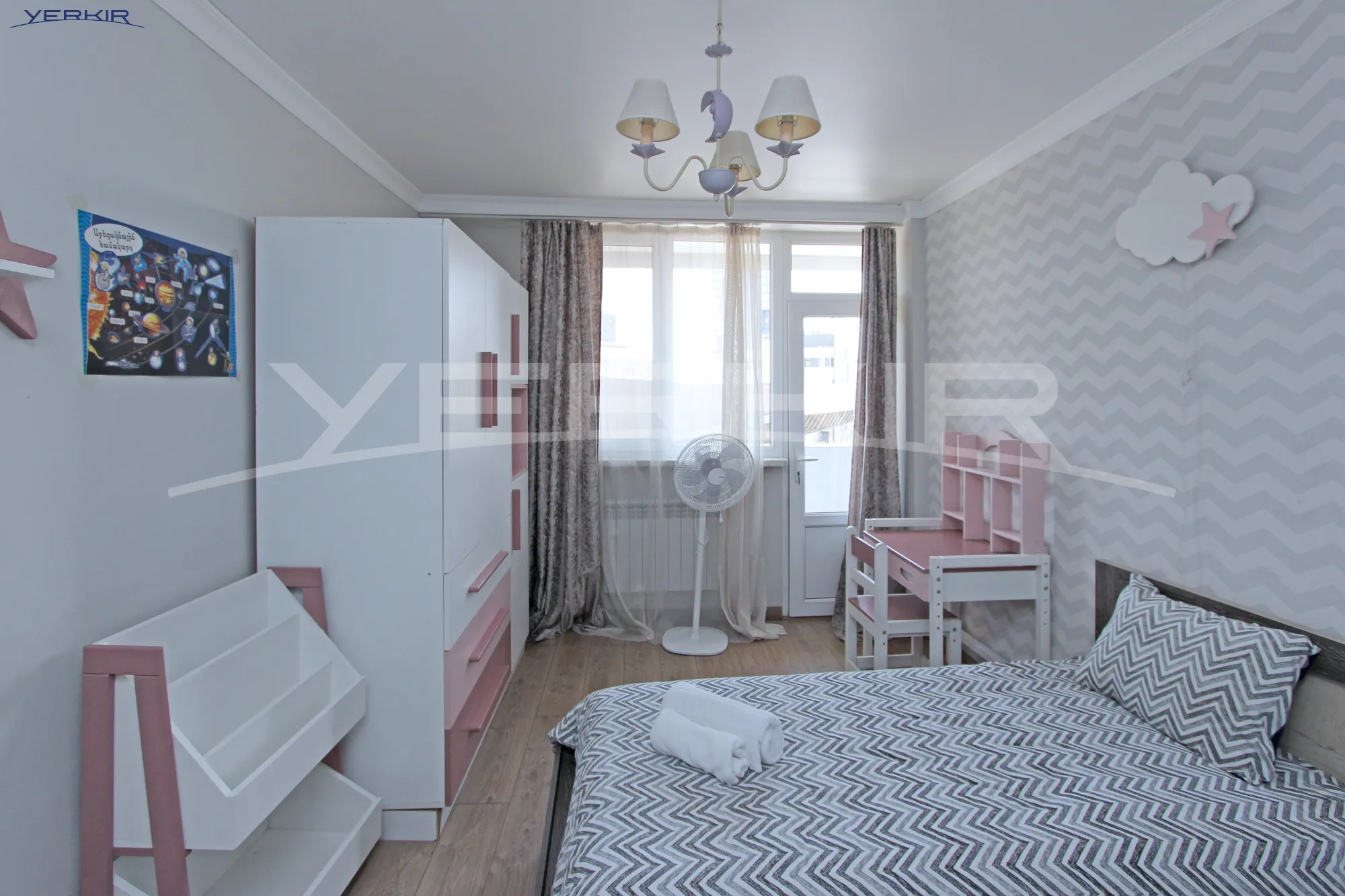 Բնակարաններ Կոդ` 9+3677928