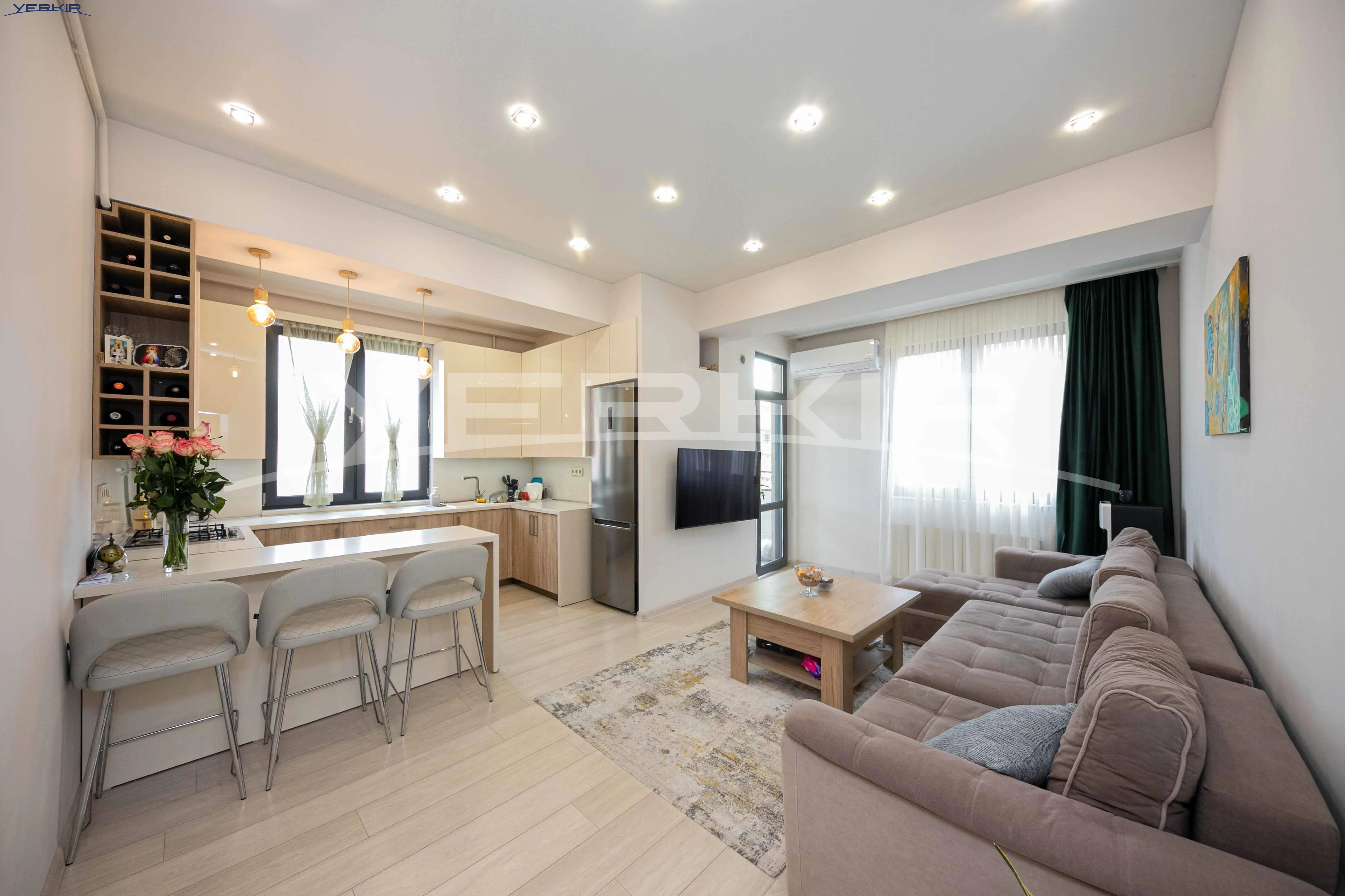 Apartments Code: 10+3988285
