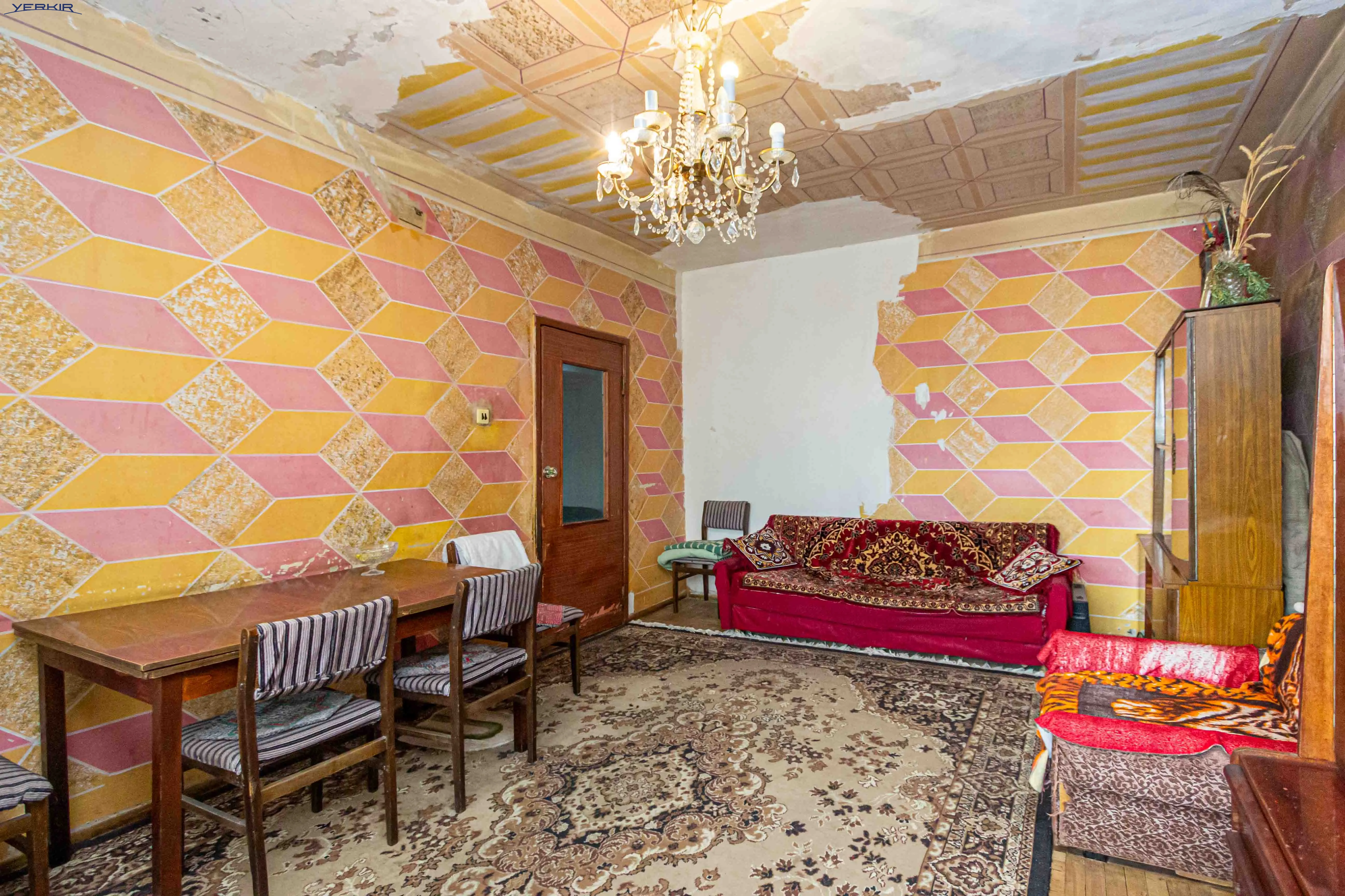 Apartments Code: 9+3346291