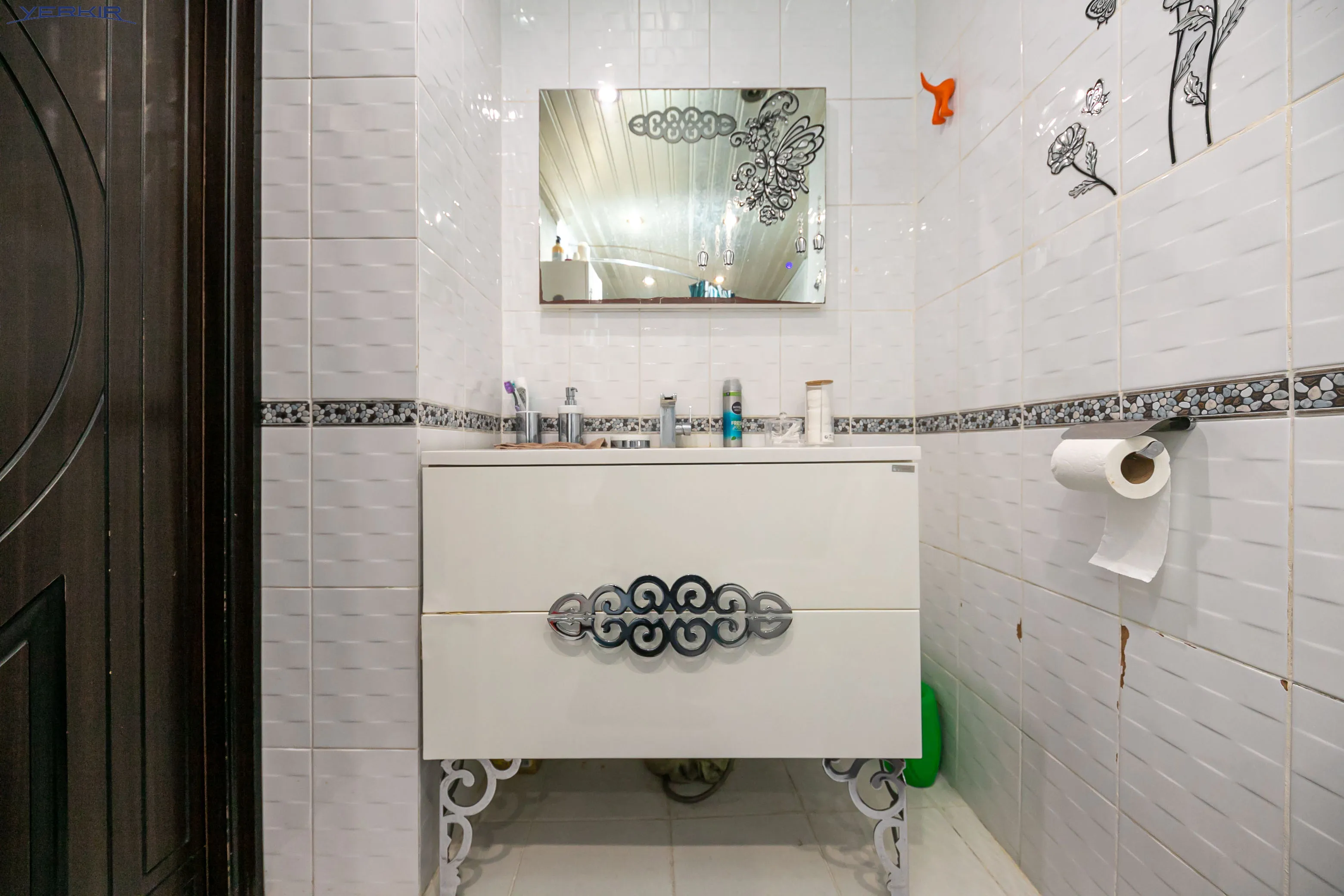 Houses Code: 9+5176260