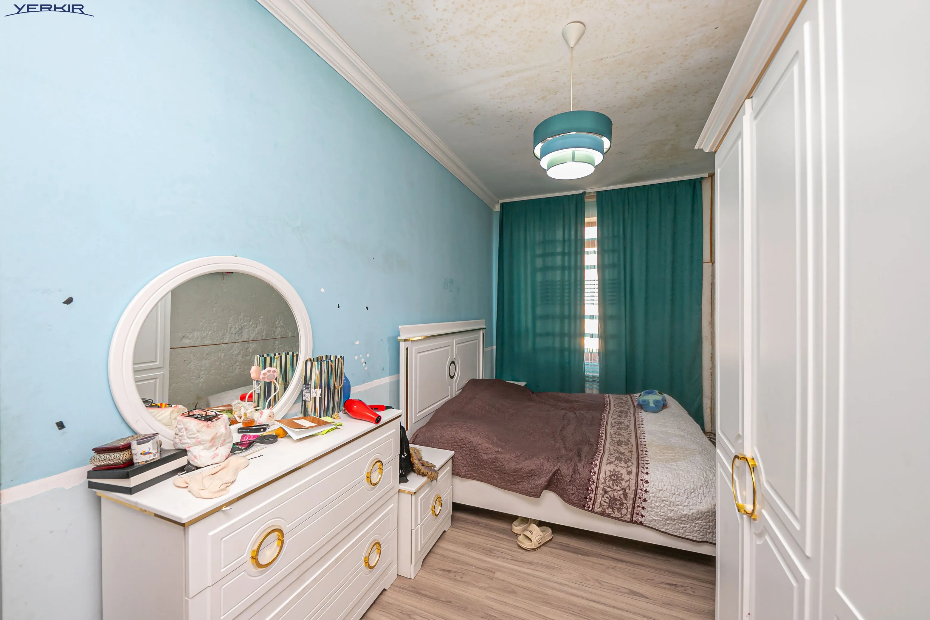 Apartments Code: 9+4566064