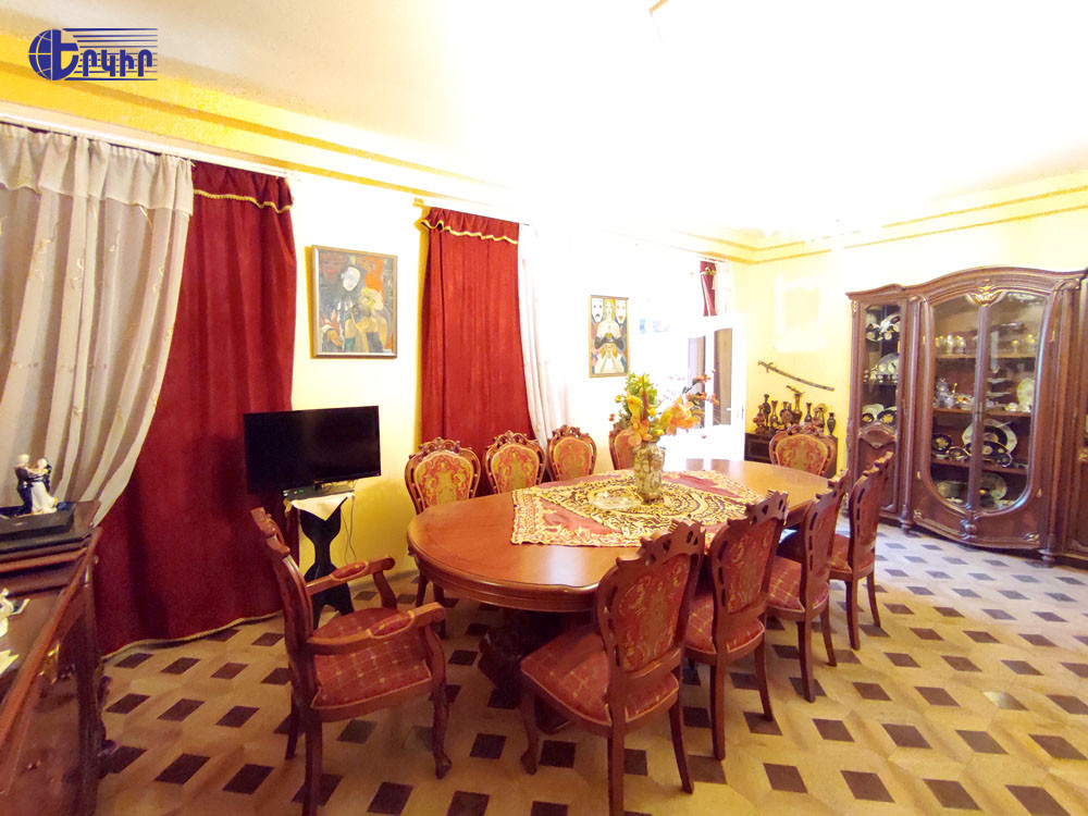 Apartments Code: 5+404083