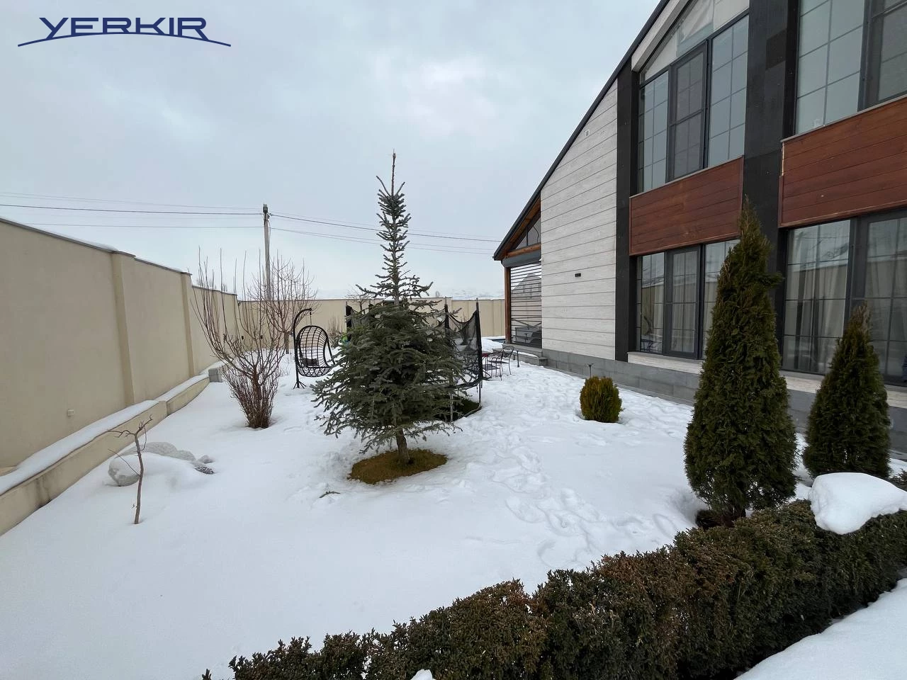 Houses Code: 1+515825