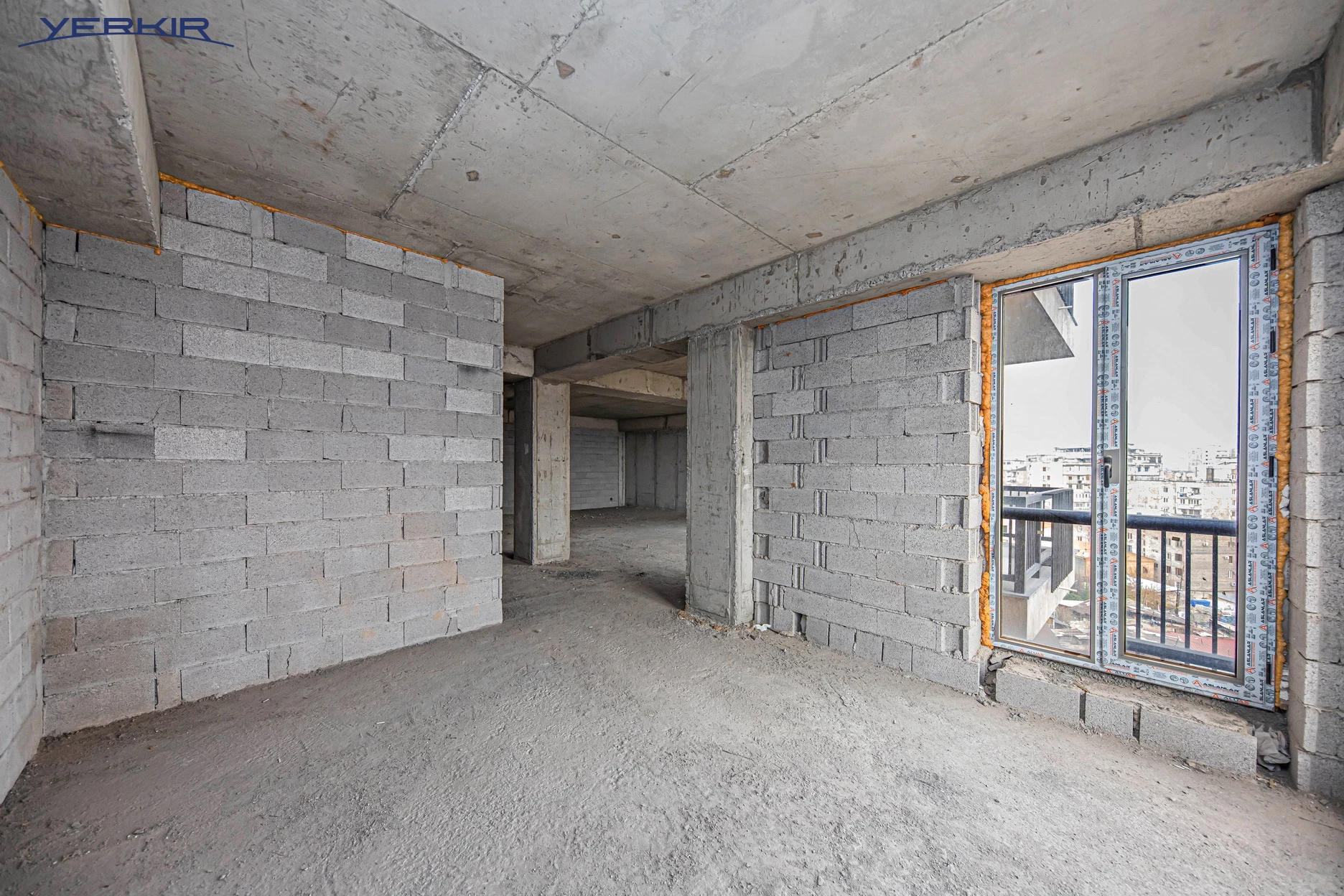 Apartments Code: 5+314903