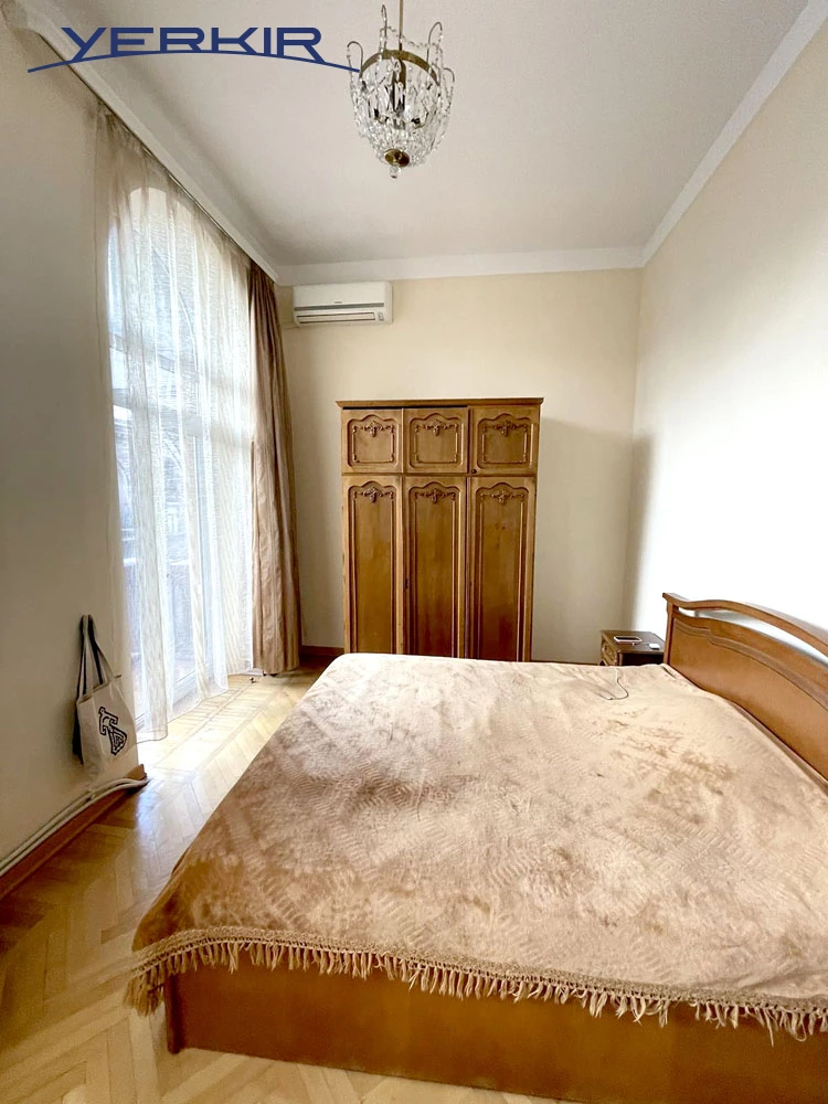 Բնակարաններ Կոդ` 5+109081