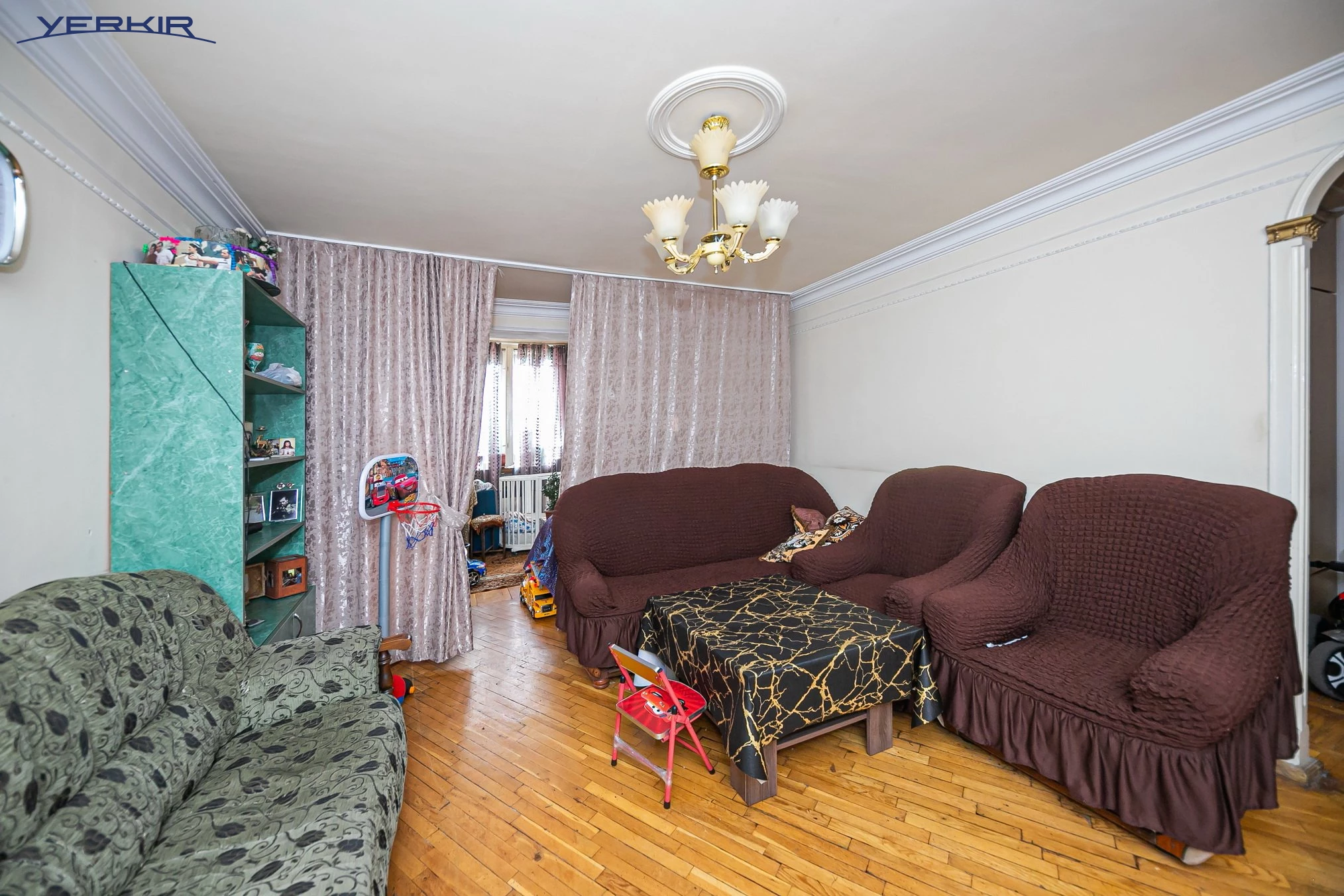 Apartments Code: 9+219419