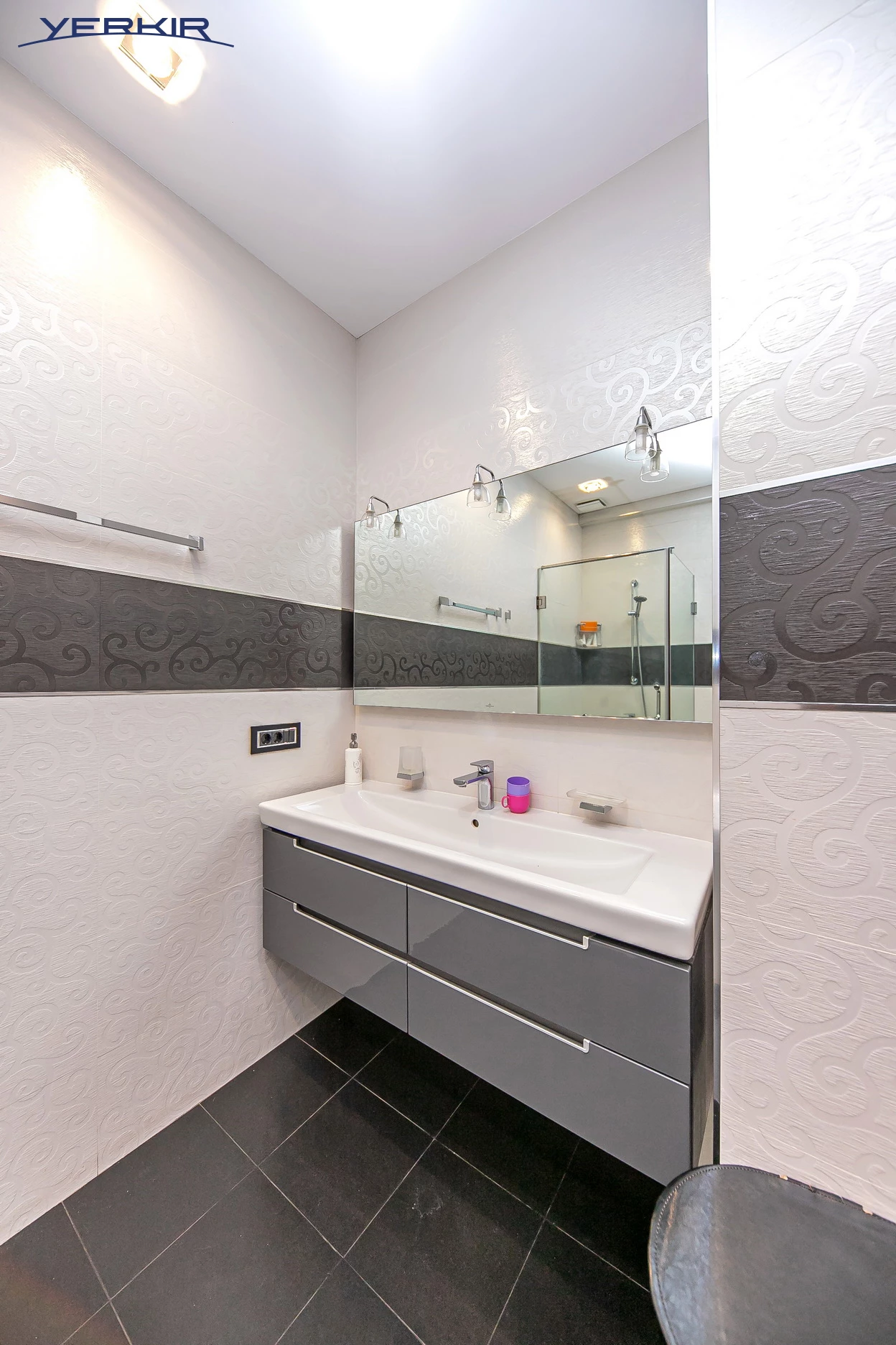 Apartments Code: 5+317840