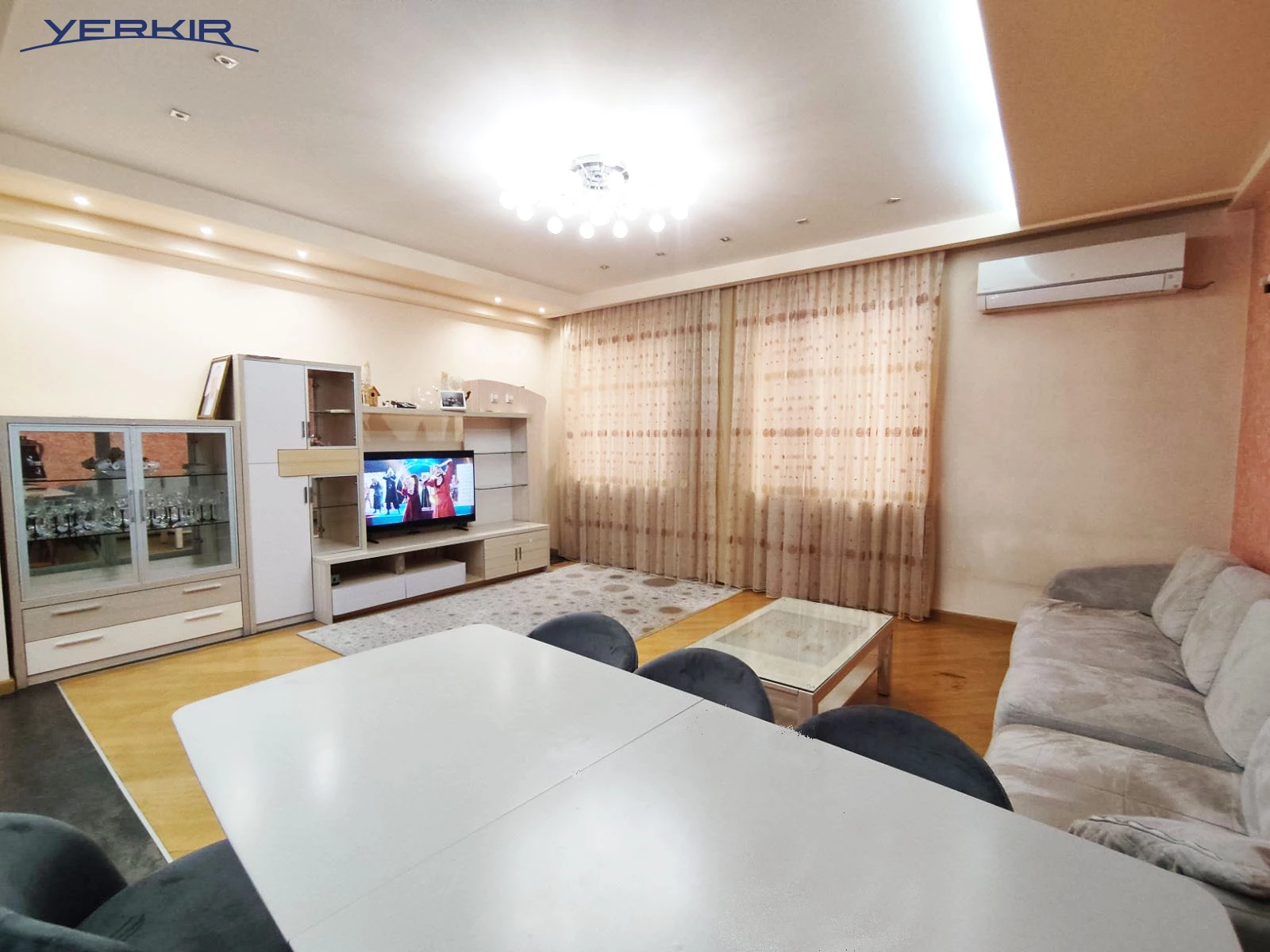 Apartments Code: 9+314702