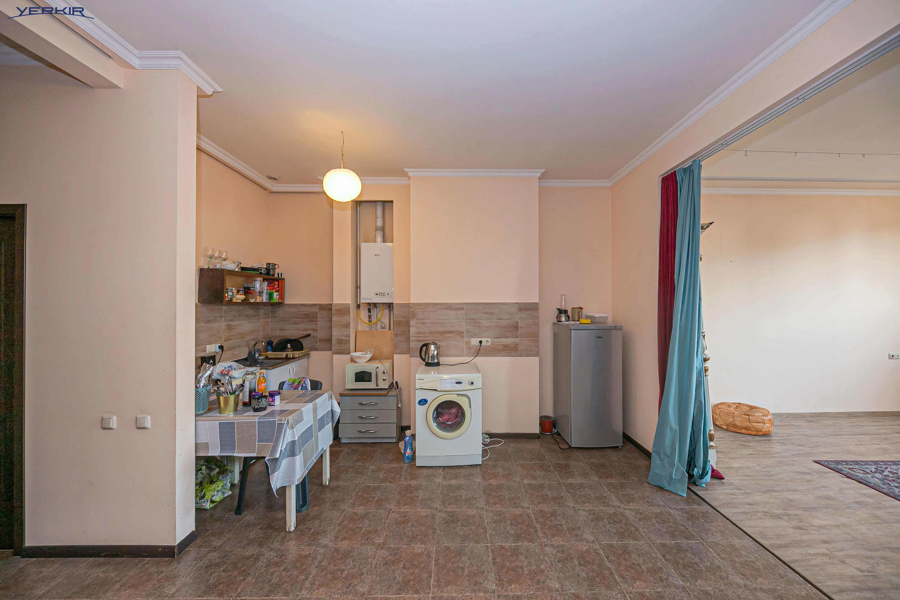 Apartments Code: 5+321677