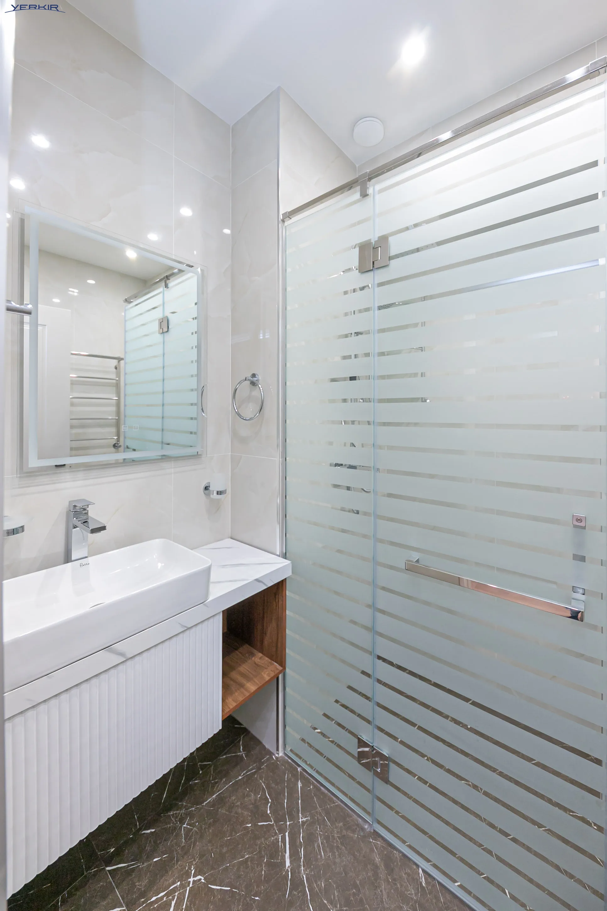 Apartments Code: 9+1527401