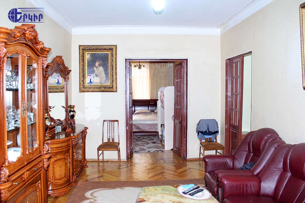 Բնակարաններ Կոդ` 10+20568