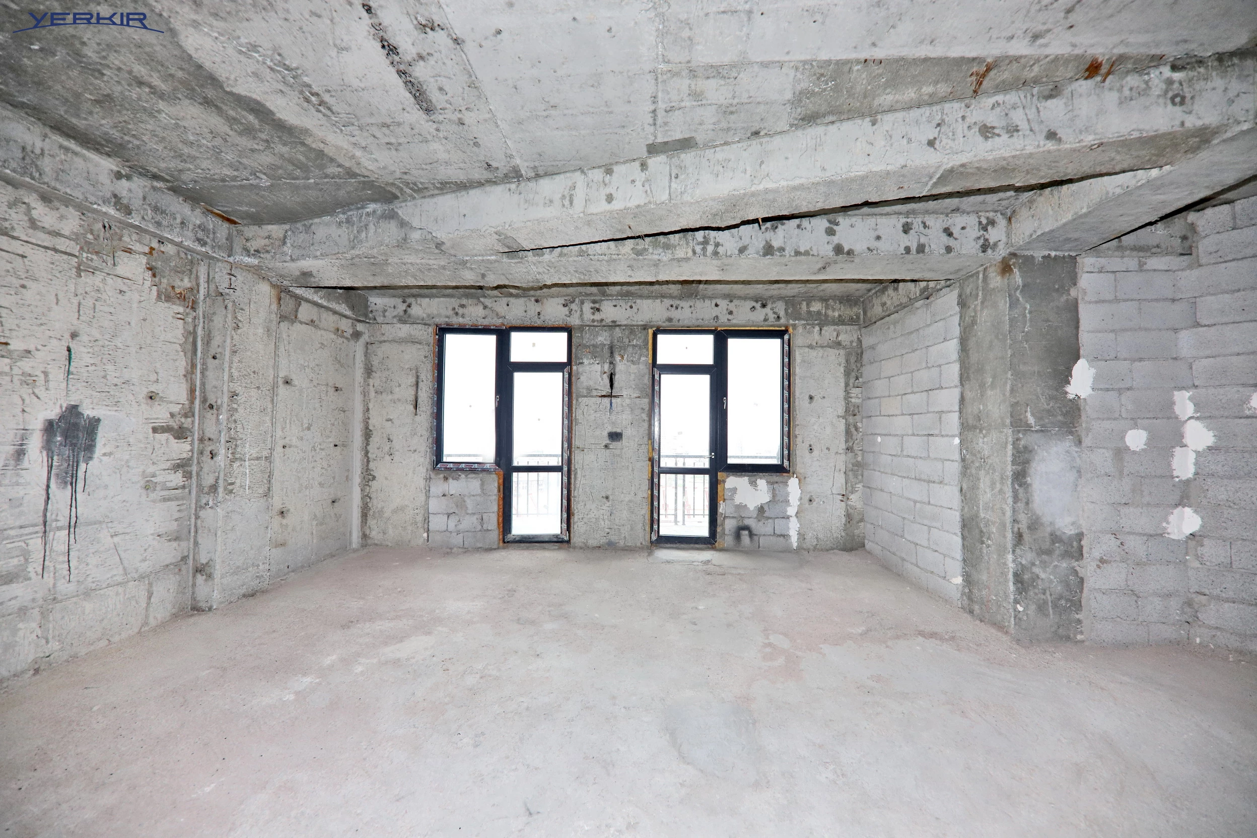 Բնակարաններ Կոդ` 1+216880