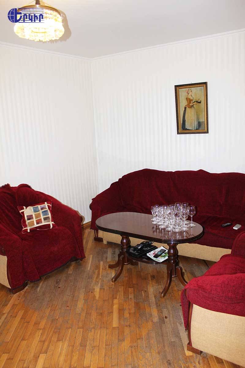 Առանձնատներ Կոդ` 4+50775