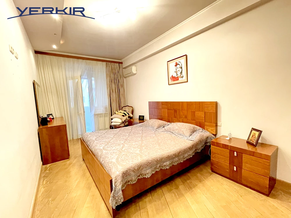 Բնակարաններ Կոդ` 3+405517