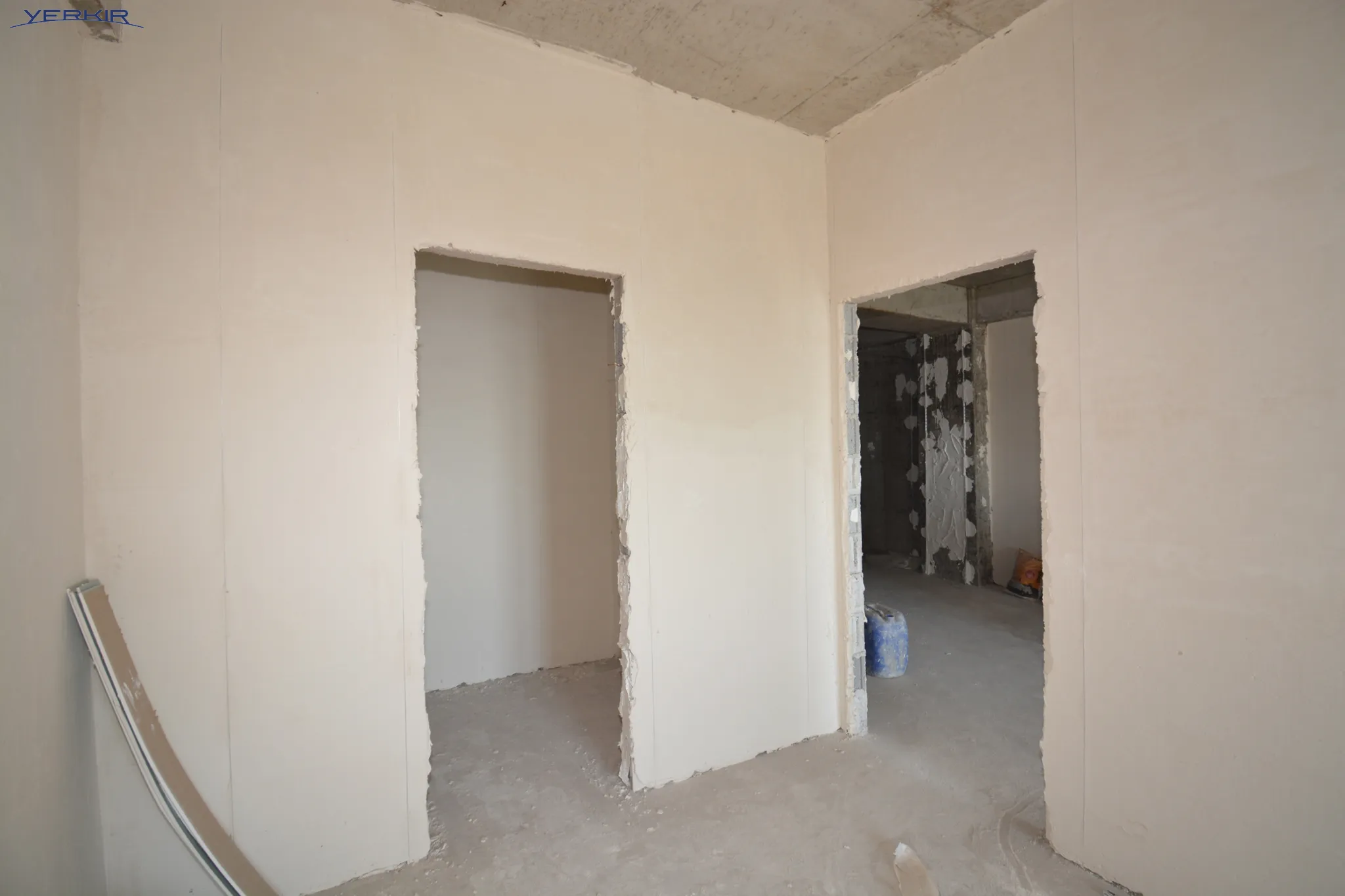 Բնակարաններ Կոդ` 9+2447902