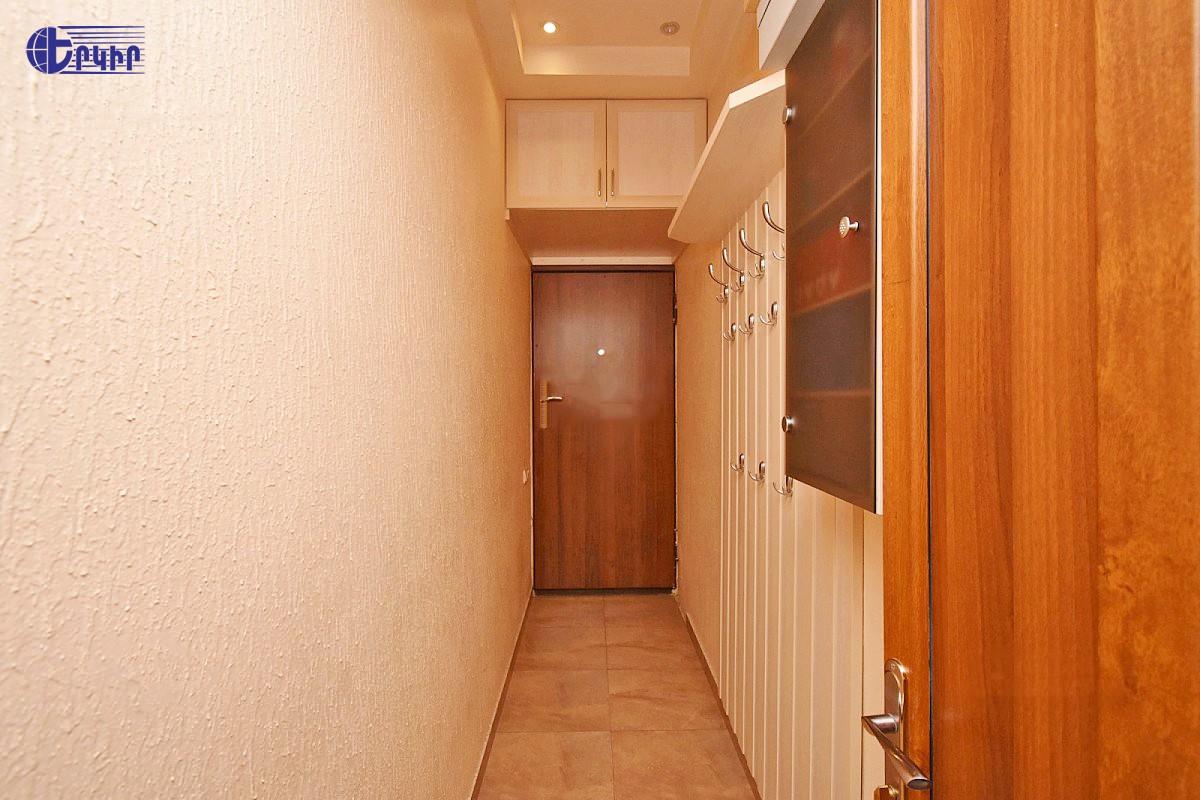 Բնակարաններ Կոդ` 9+3409105