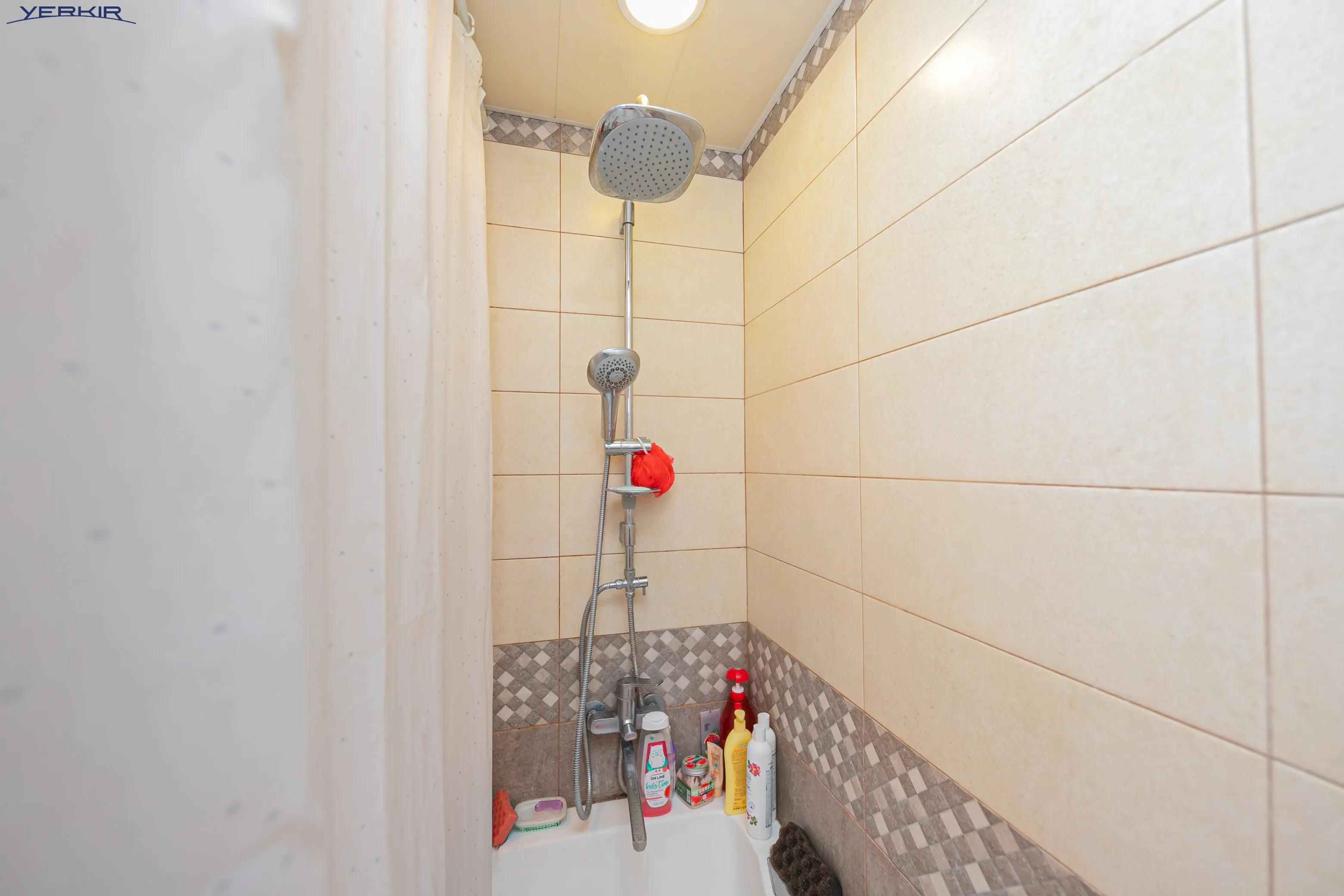 Բնակարաններ Կոդ` 10+2938239