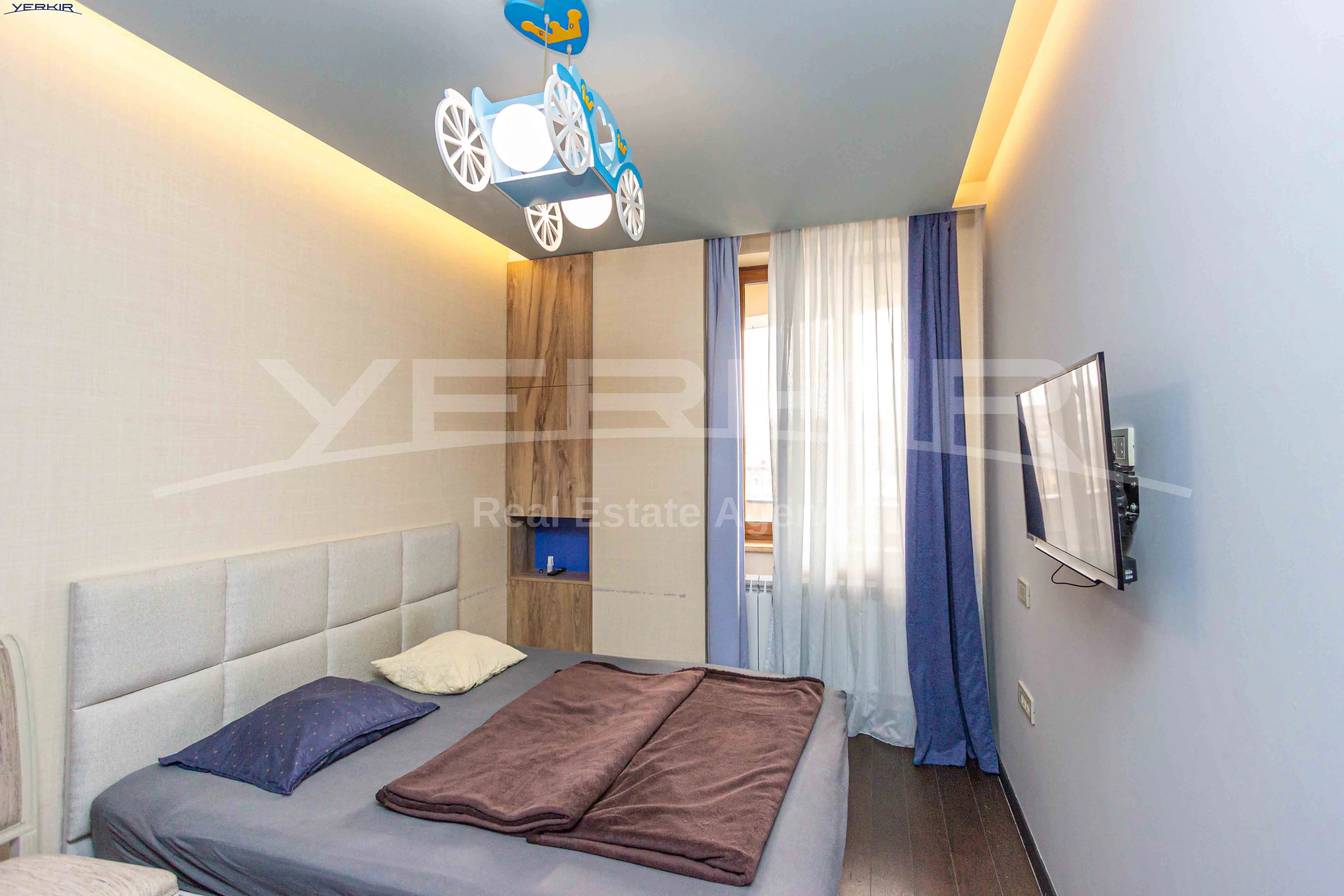 Apartments Code: 5+3508627