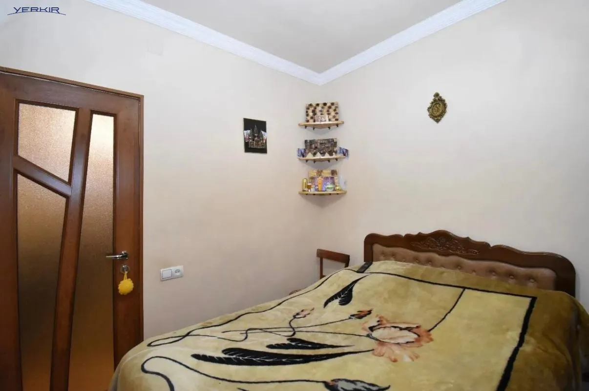 Բնակարաններ Կոդ` 1+4669223