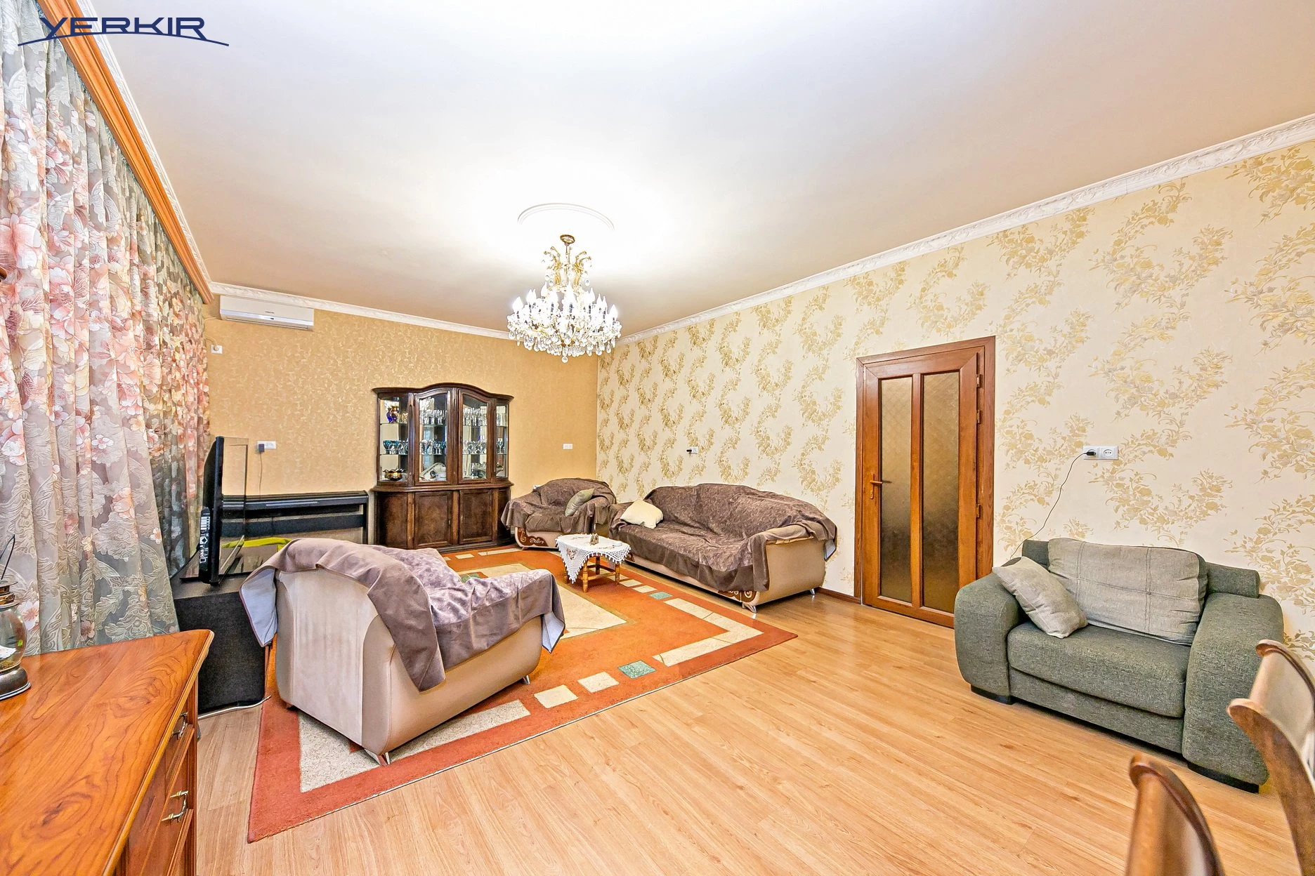 Houses Code: 8+517854