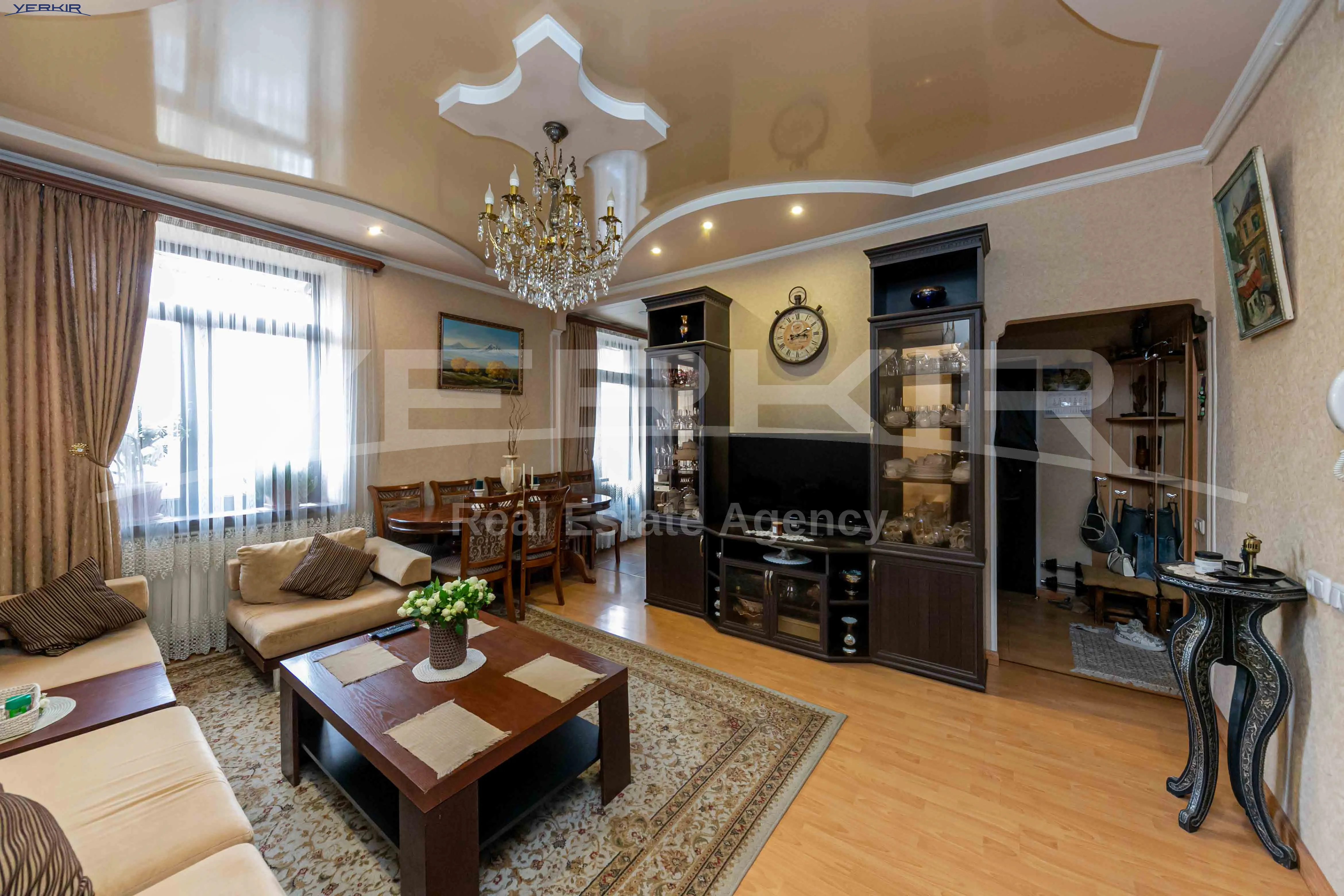 Apartments Code: 5+2661655