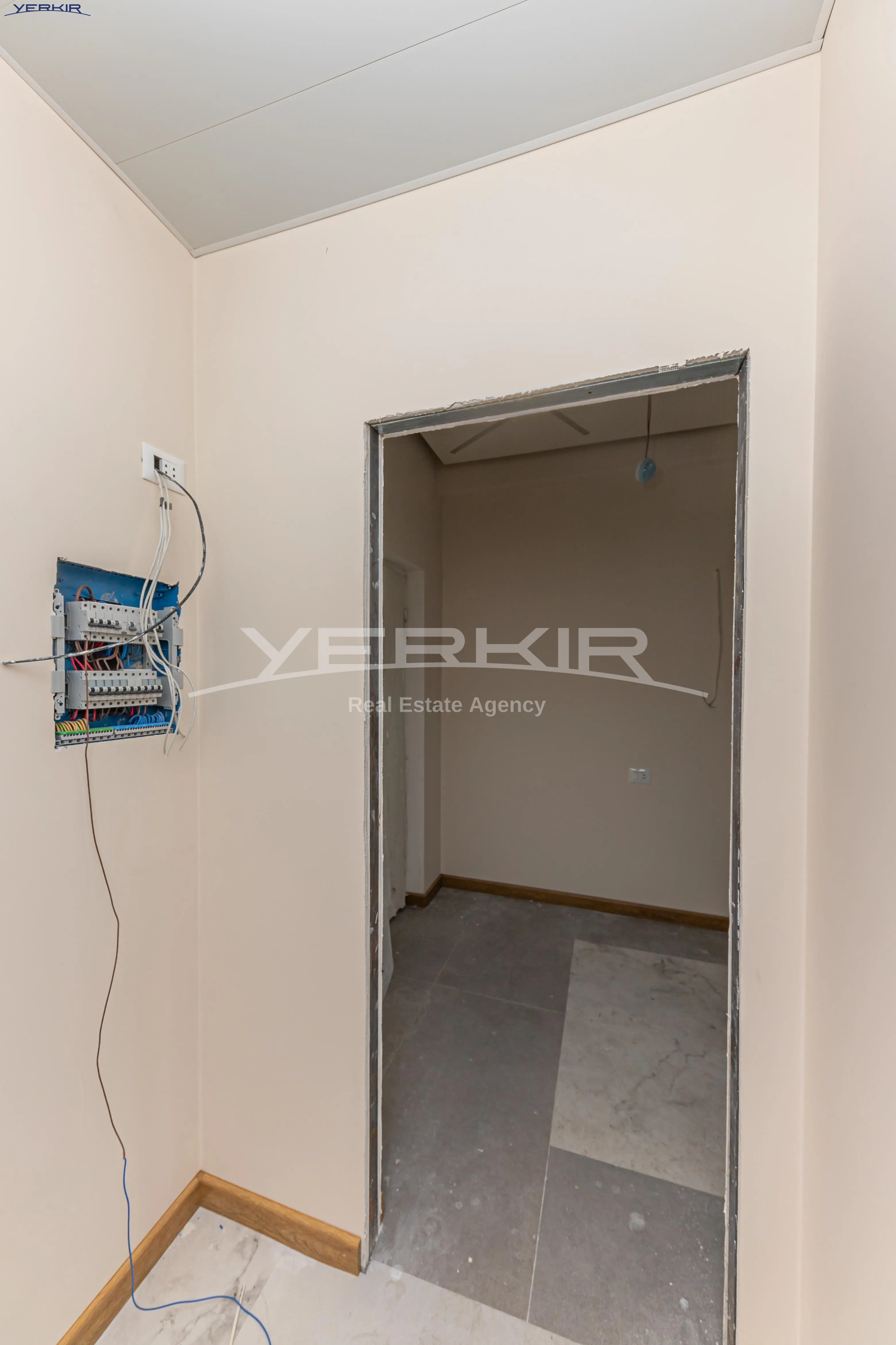 Բնակարաններ Կոդ` 1+3550261