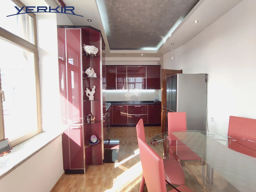 Բնակարաններ Կոդ` 9+308957