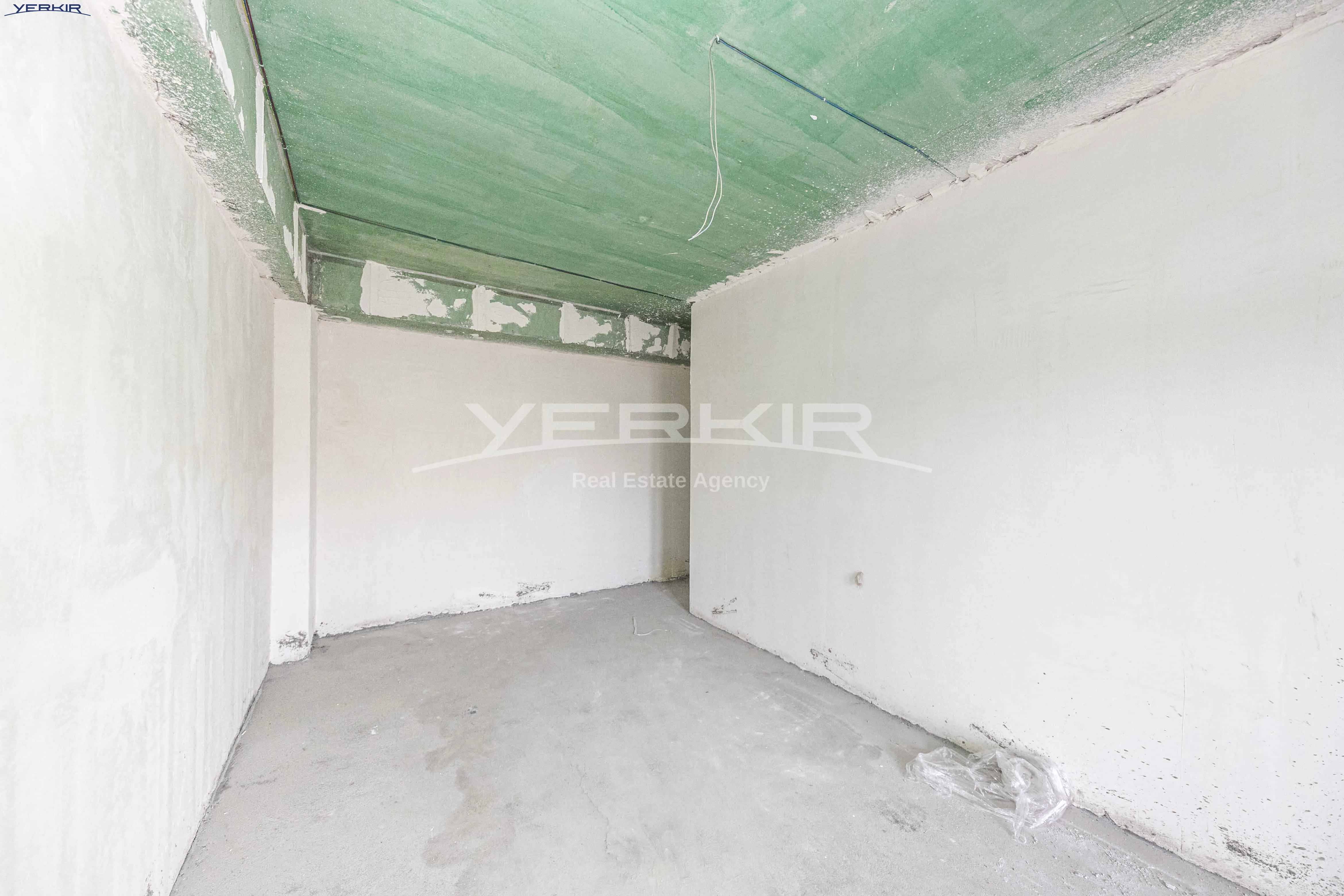 Apartments Code: 1+3381402