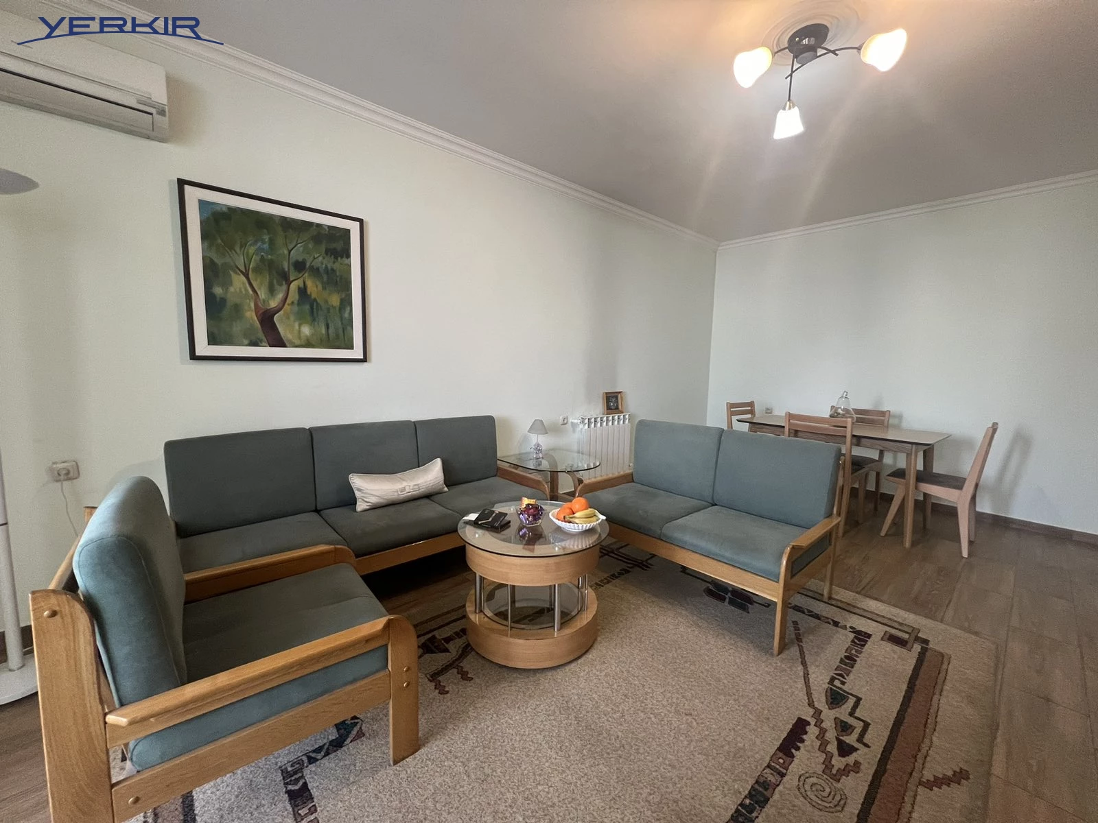 Apartments Code: 8+817738