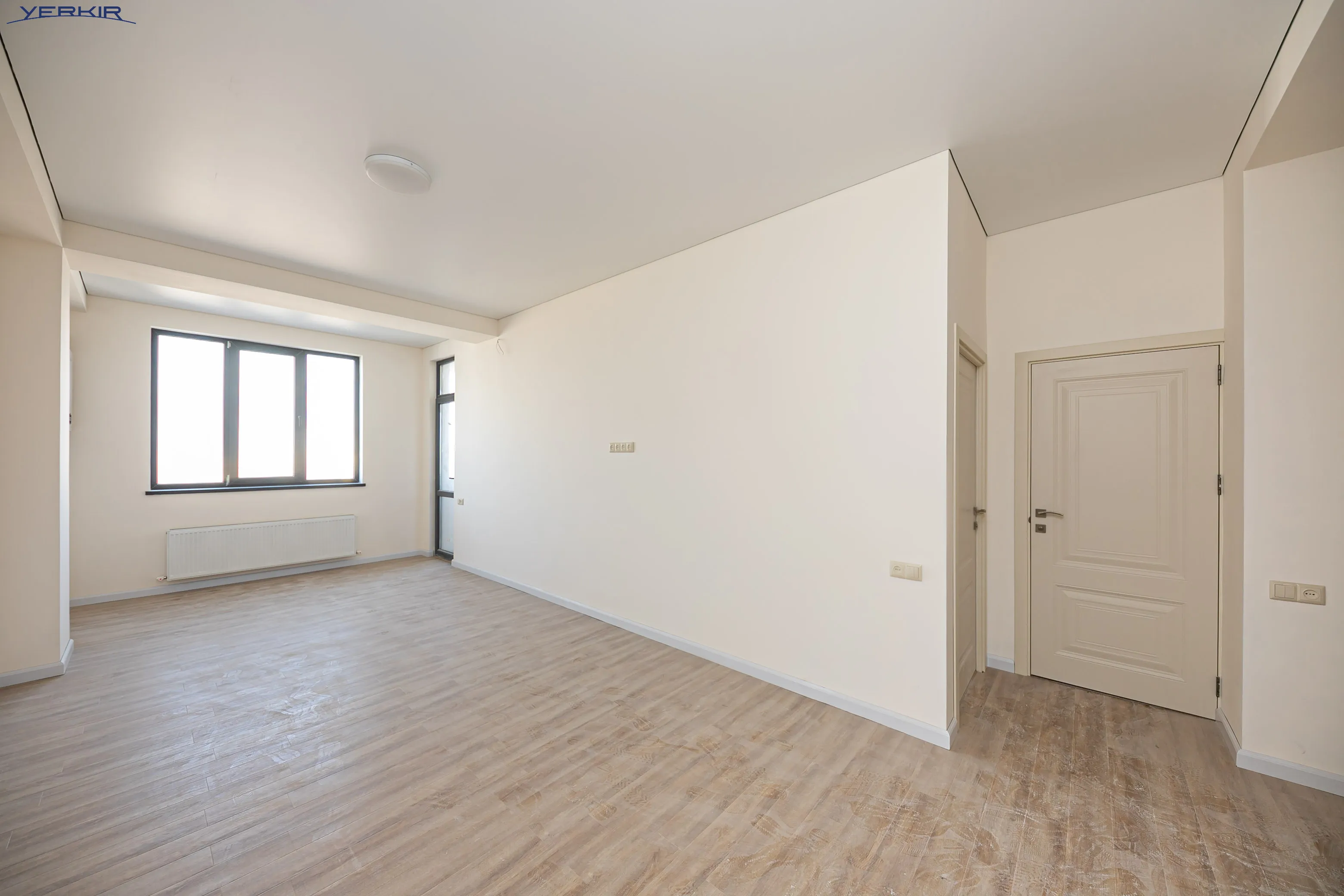 Apartments Code: 5+2494797