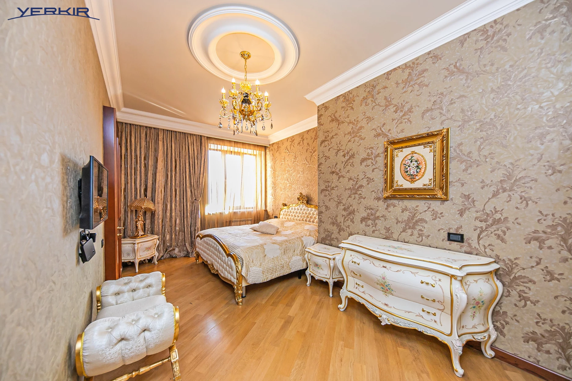 Բնակարաններ Կոդ` 5+418185