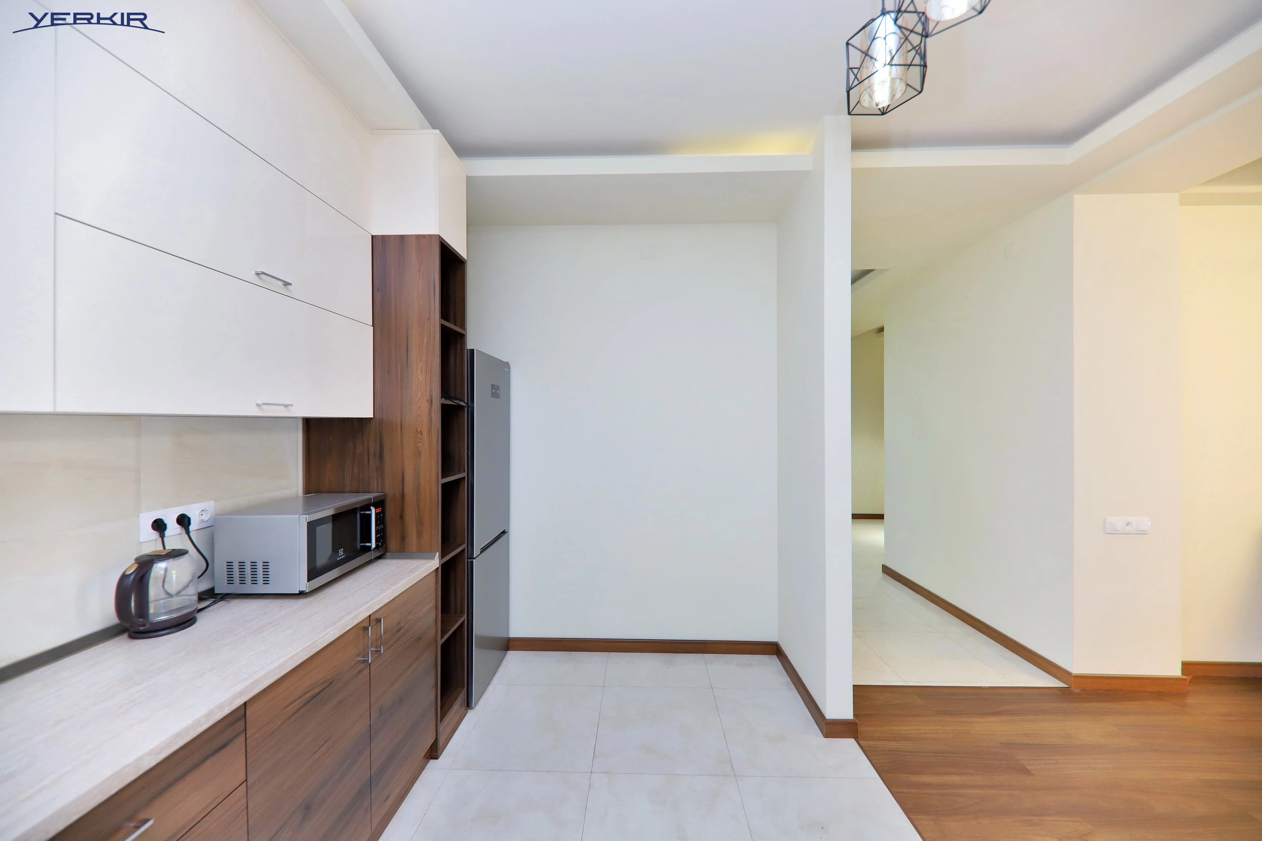 Apartments Code: 9+316653