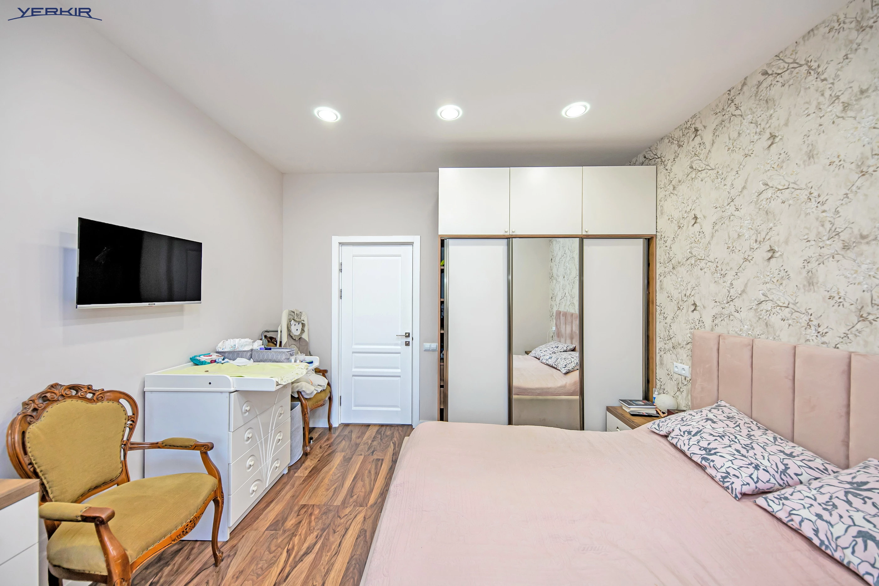 Բնակարաններ Կոդ` 3+316058